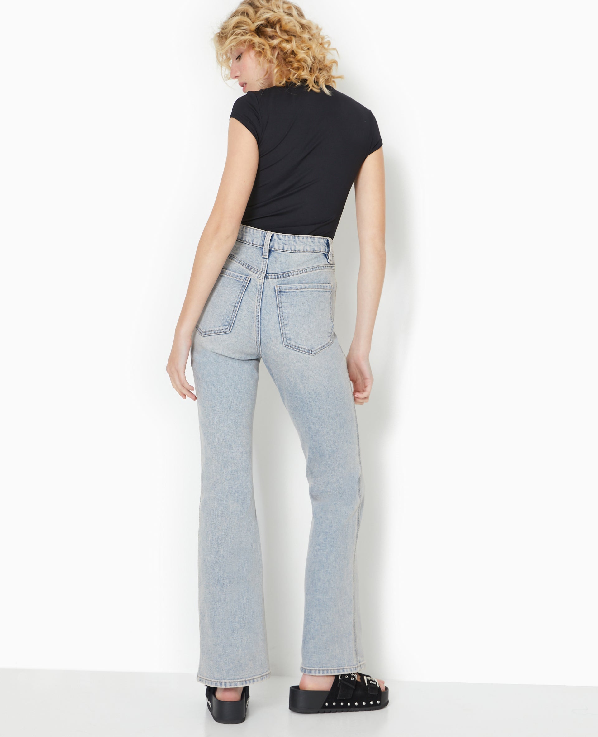 Jean flare taille haute