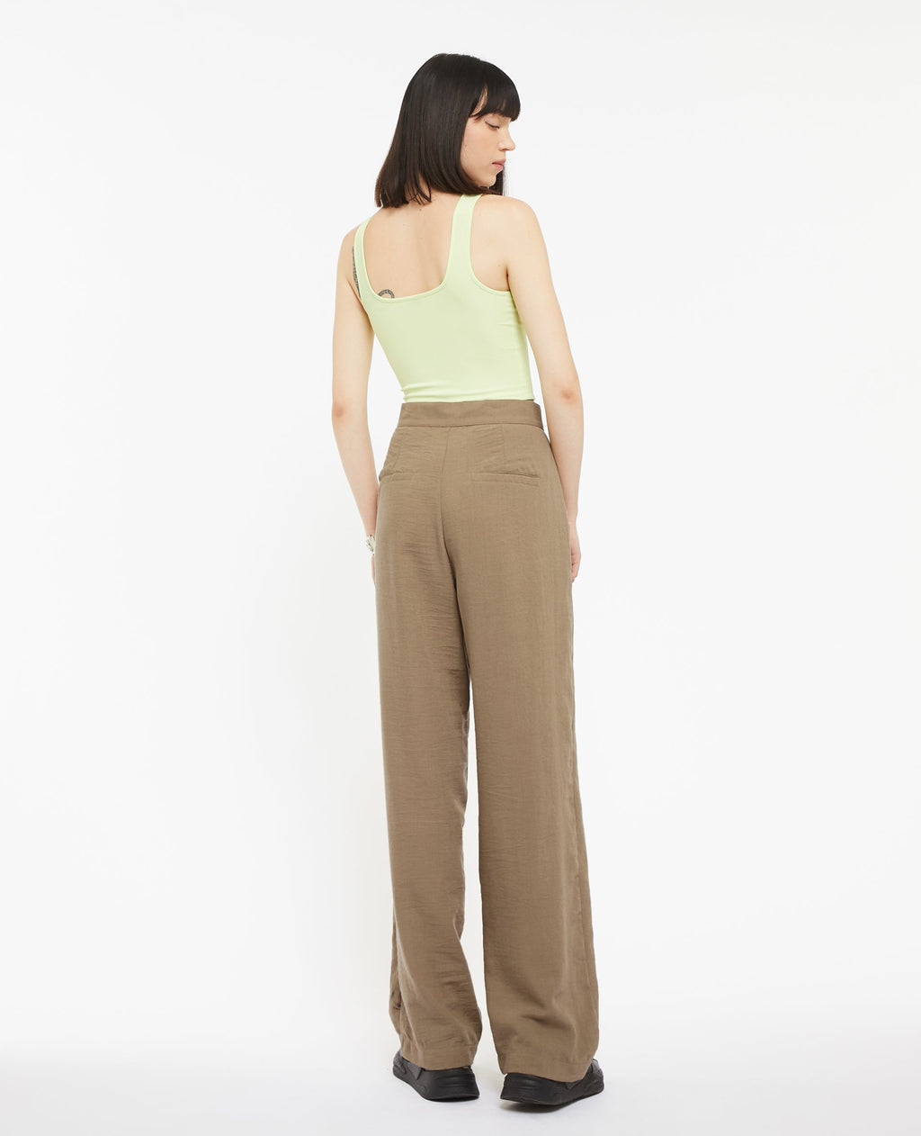 Pantalon large et droit effet lin