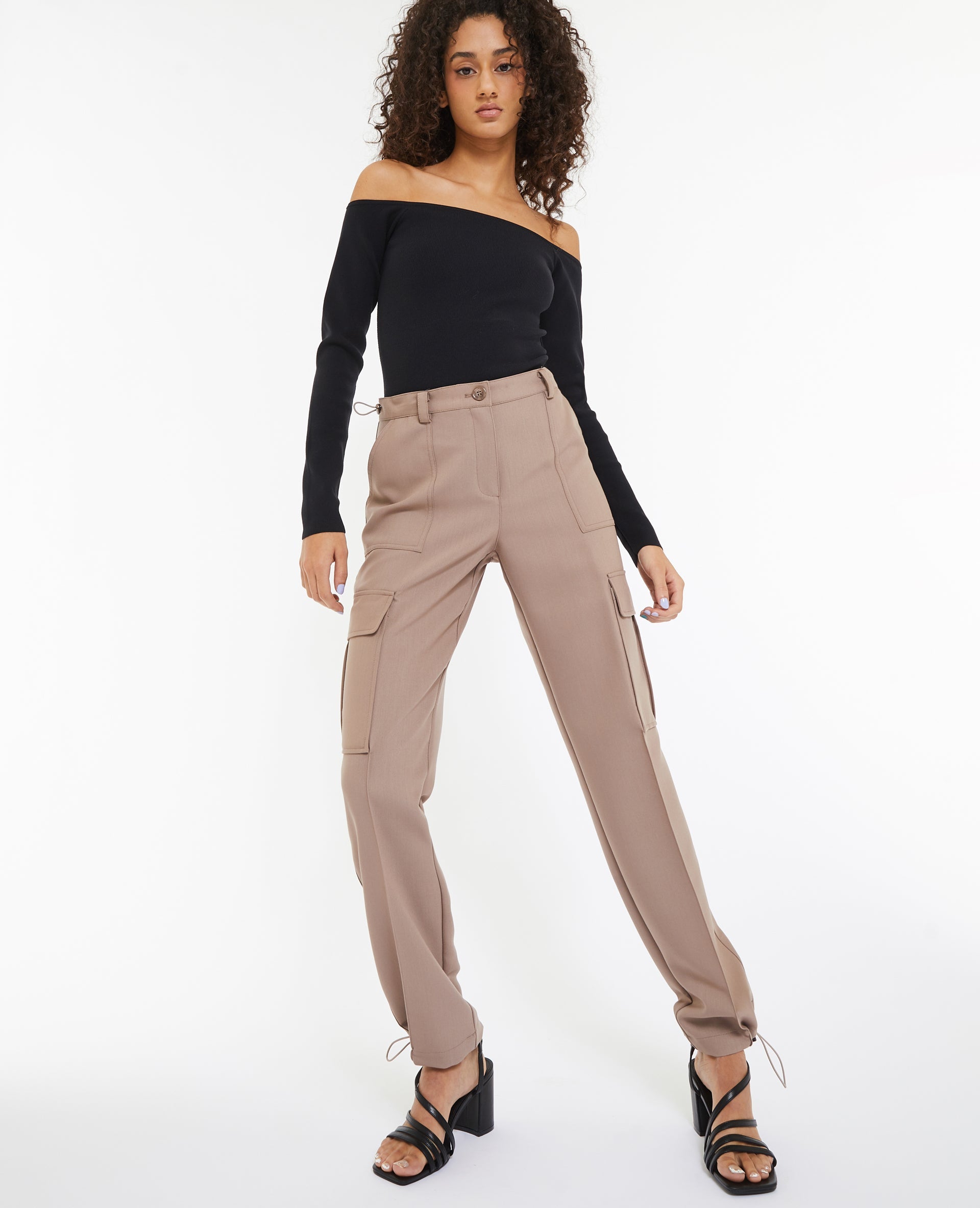 Pantalon cargo avec élastiques coulissés