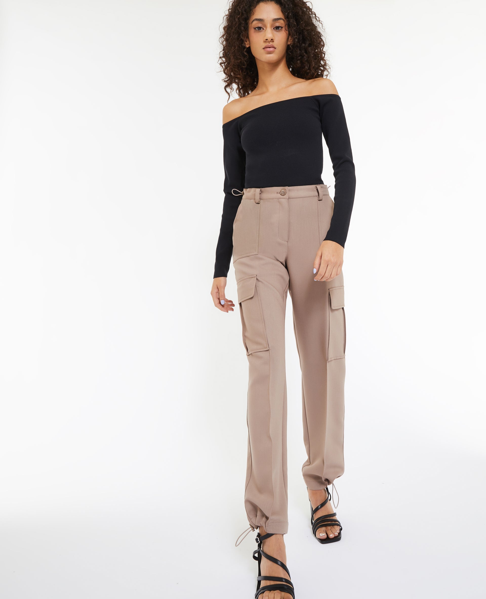 Pantalon cargo avec élastiques coulissés