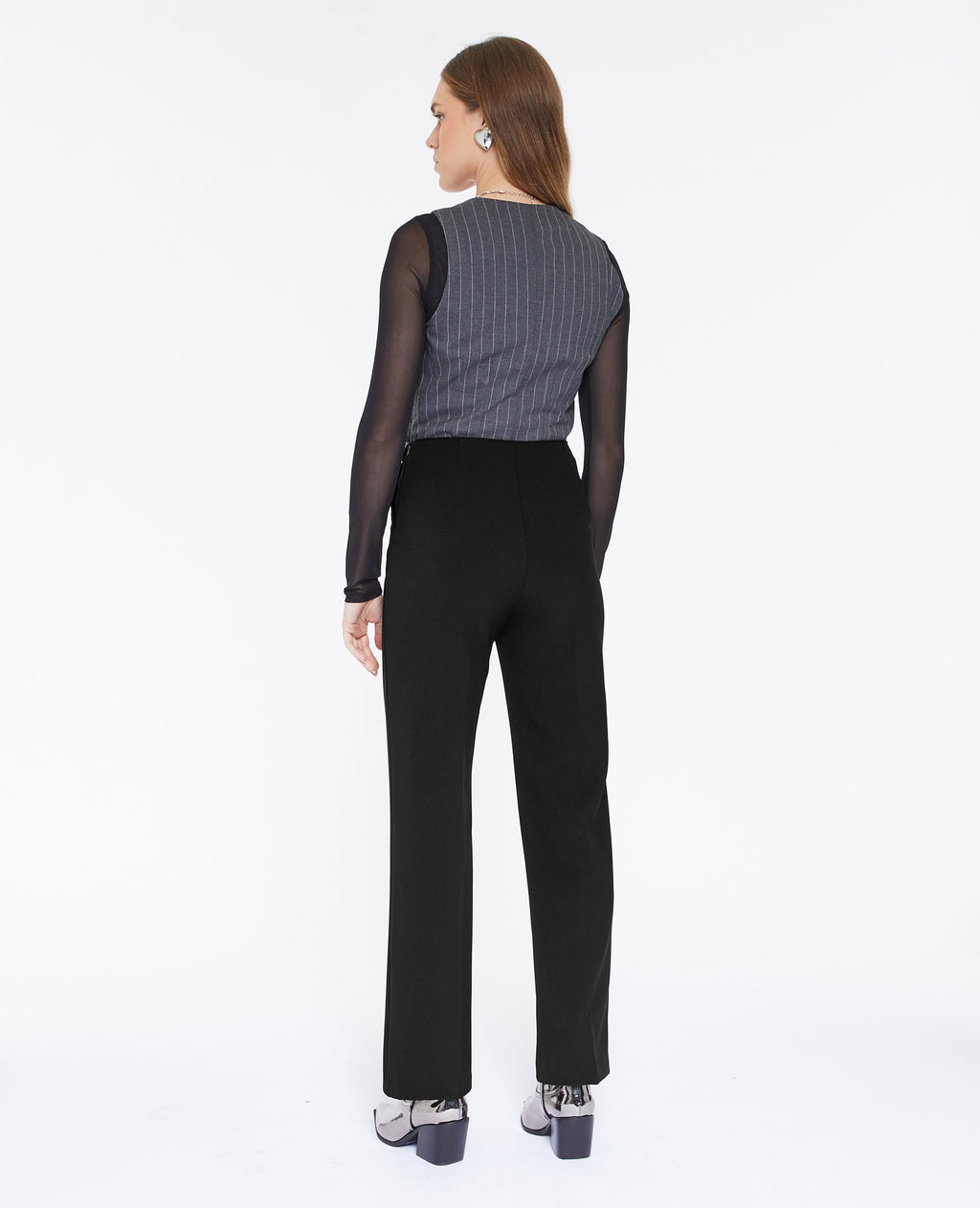 Pantalon droit avec coutures pincées