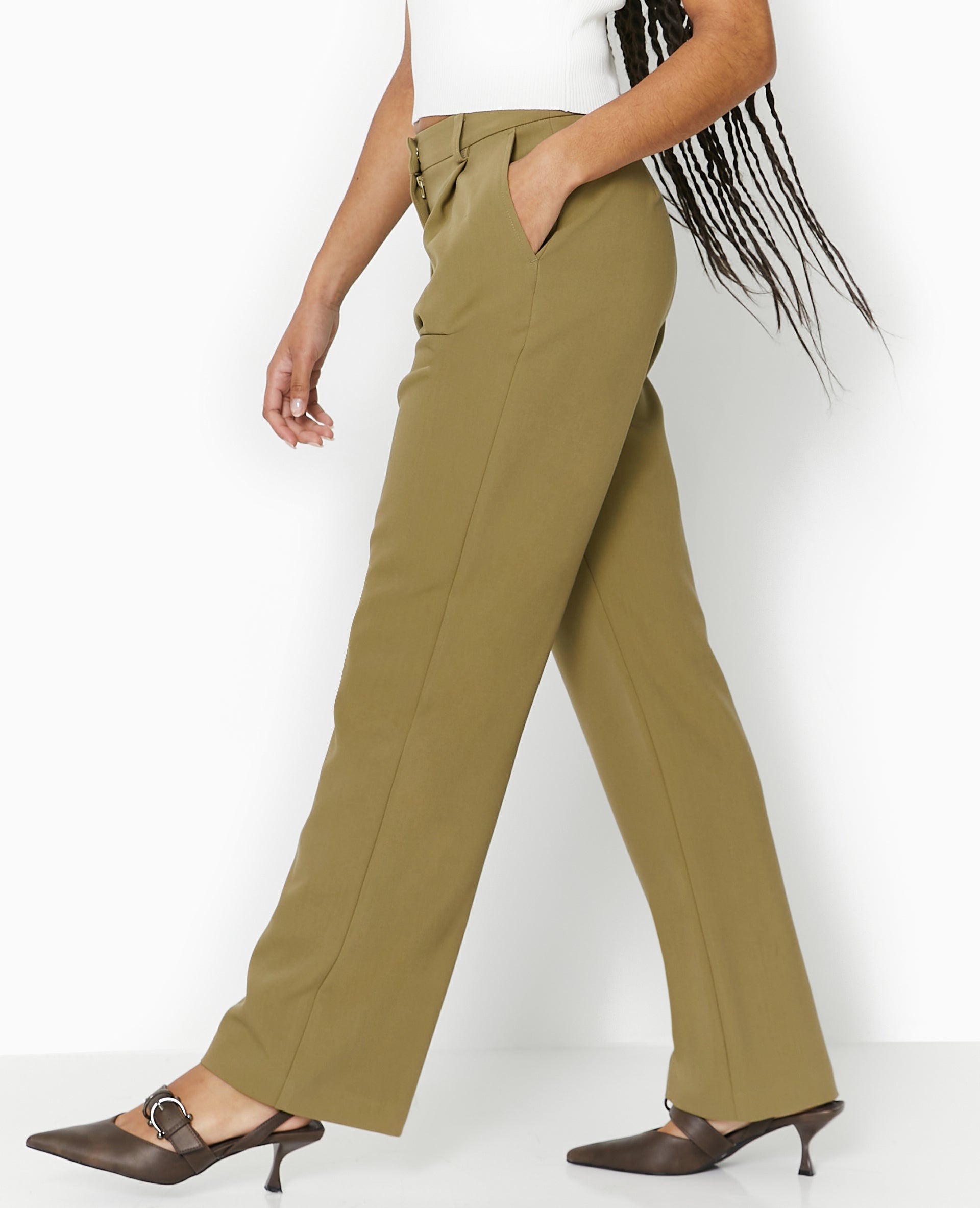 Pantalon droit avec pinces