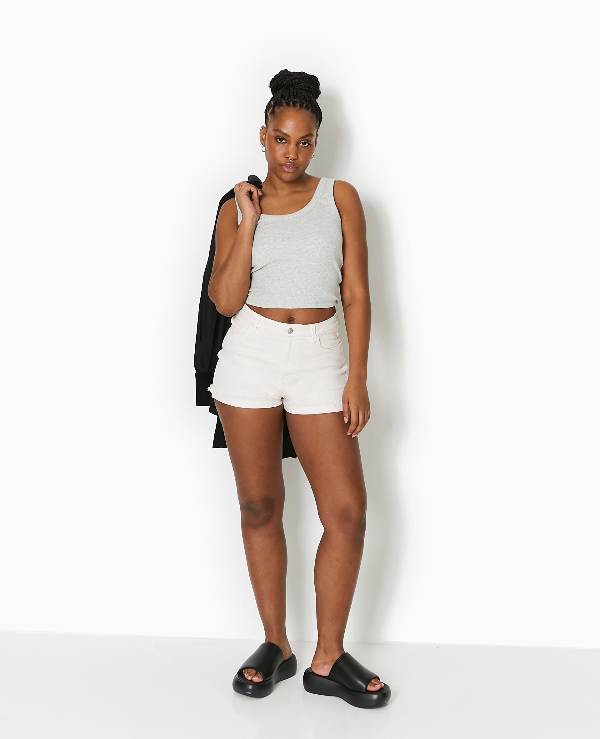 Short en jean taille haute avec élasthane