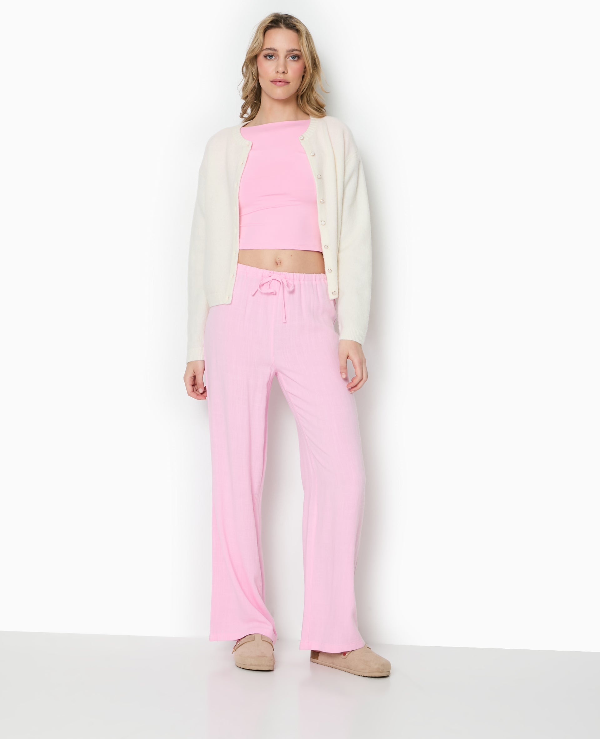 Pantalon large et droit avec taille élastiquée