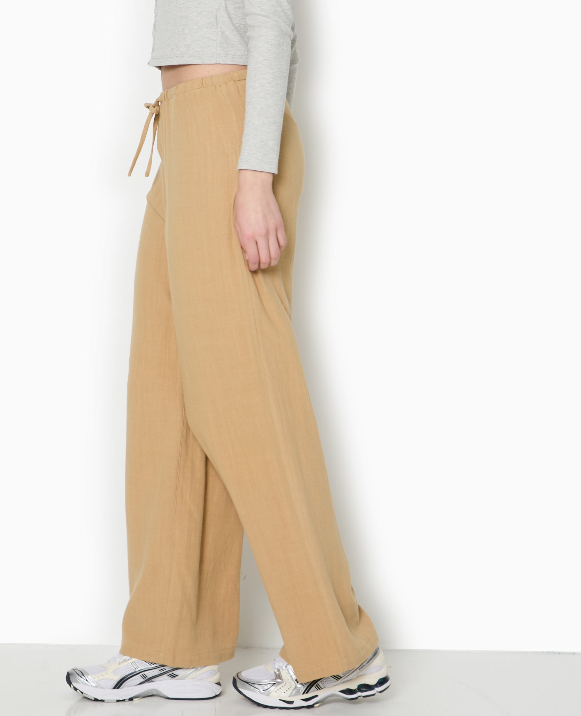 Pantalon large et droit avec taille élastiquée