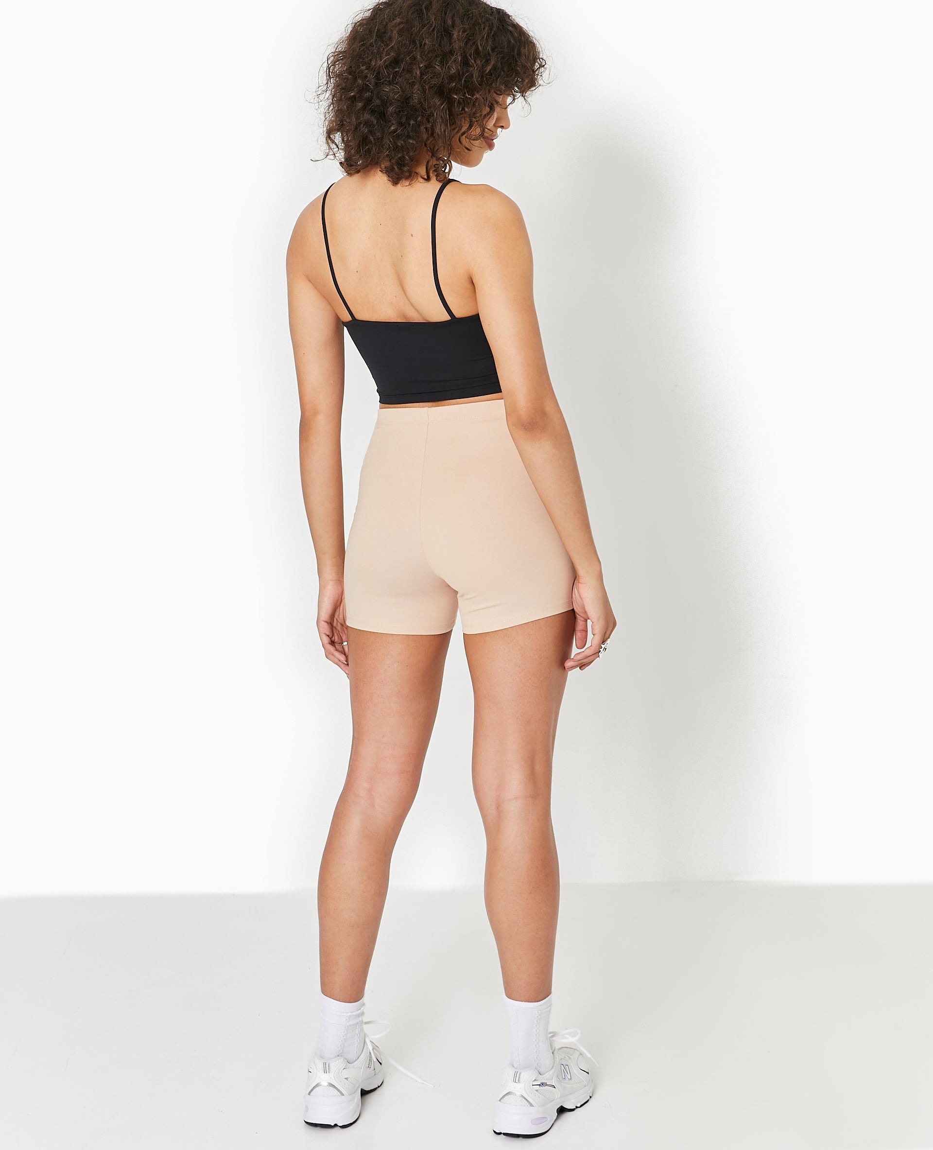 Short cycliste court