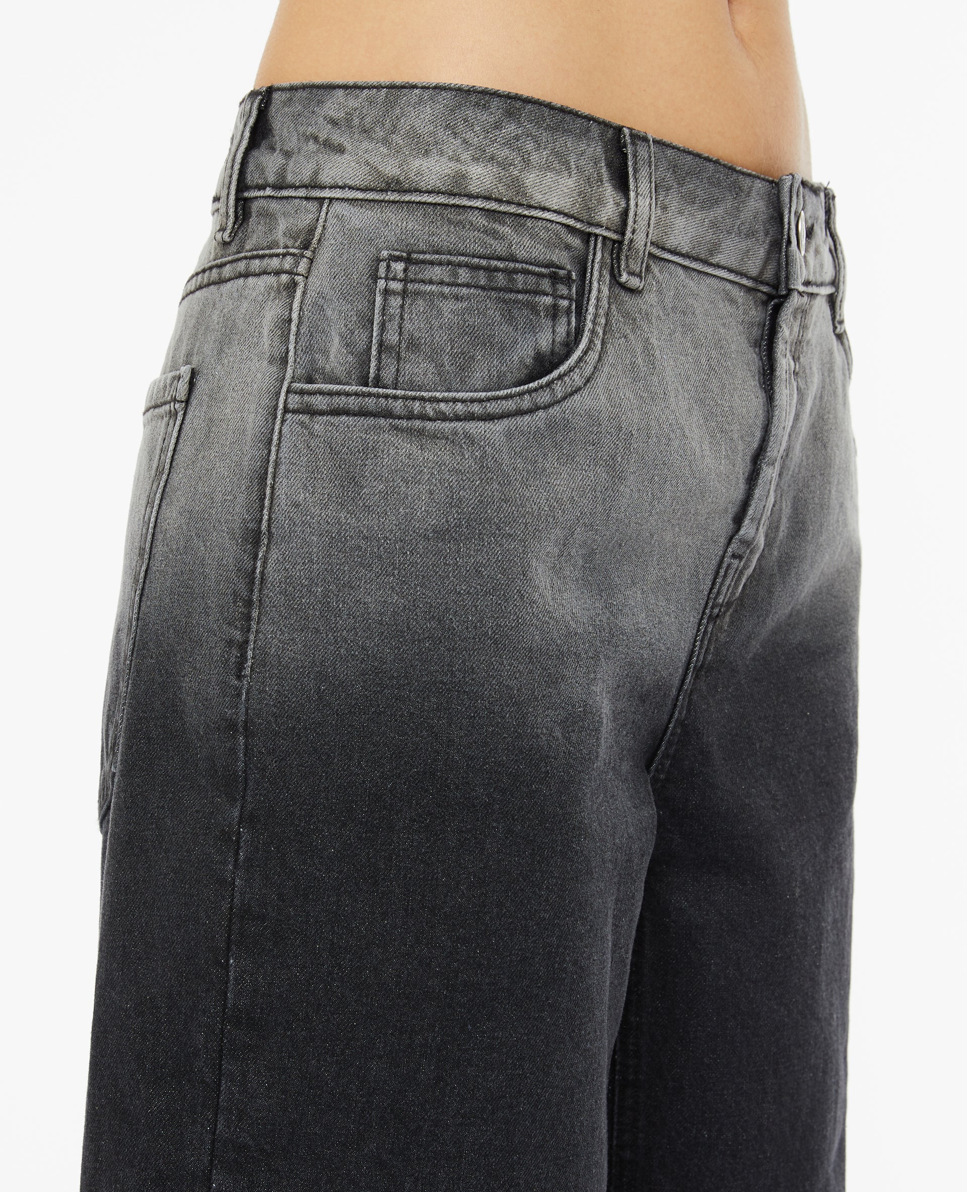 Jean wide taille basse effet délavé