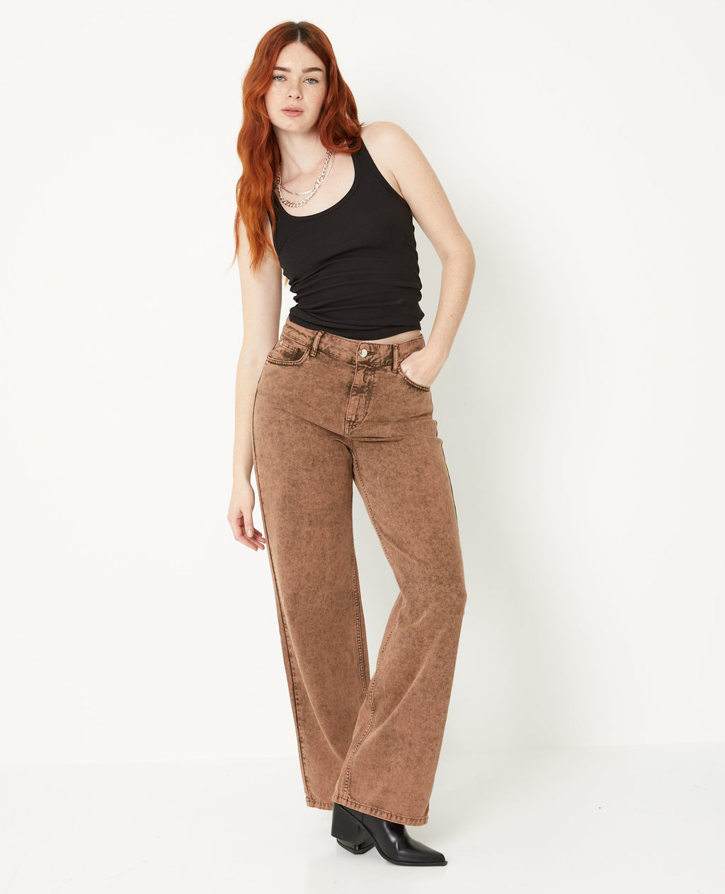 Jean droit taille basse effet délavé