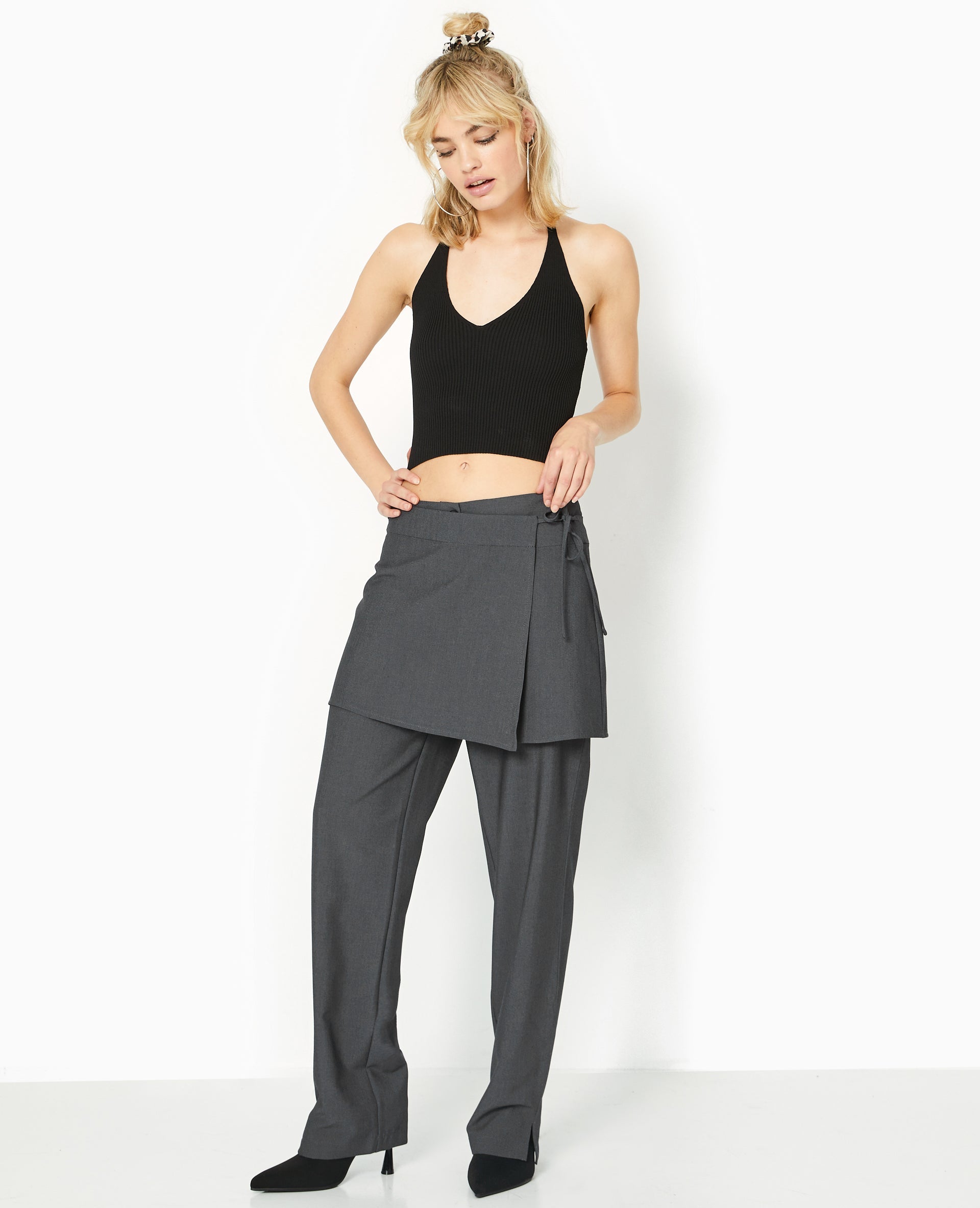 Pantalon 2 en 1 avec jupe amovible