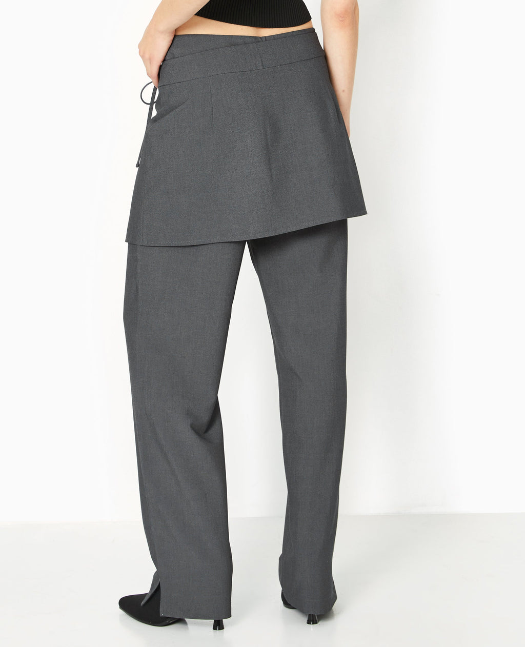 Pantalon 2 en 1 avec jupe amovible