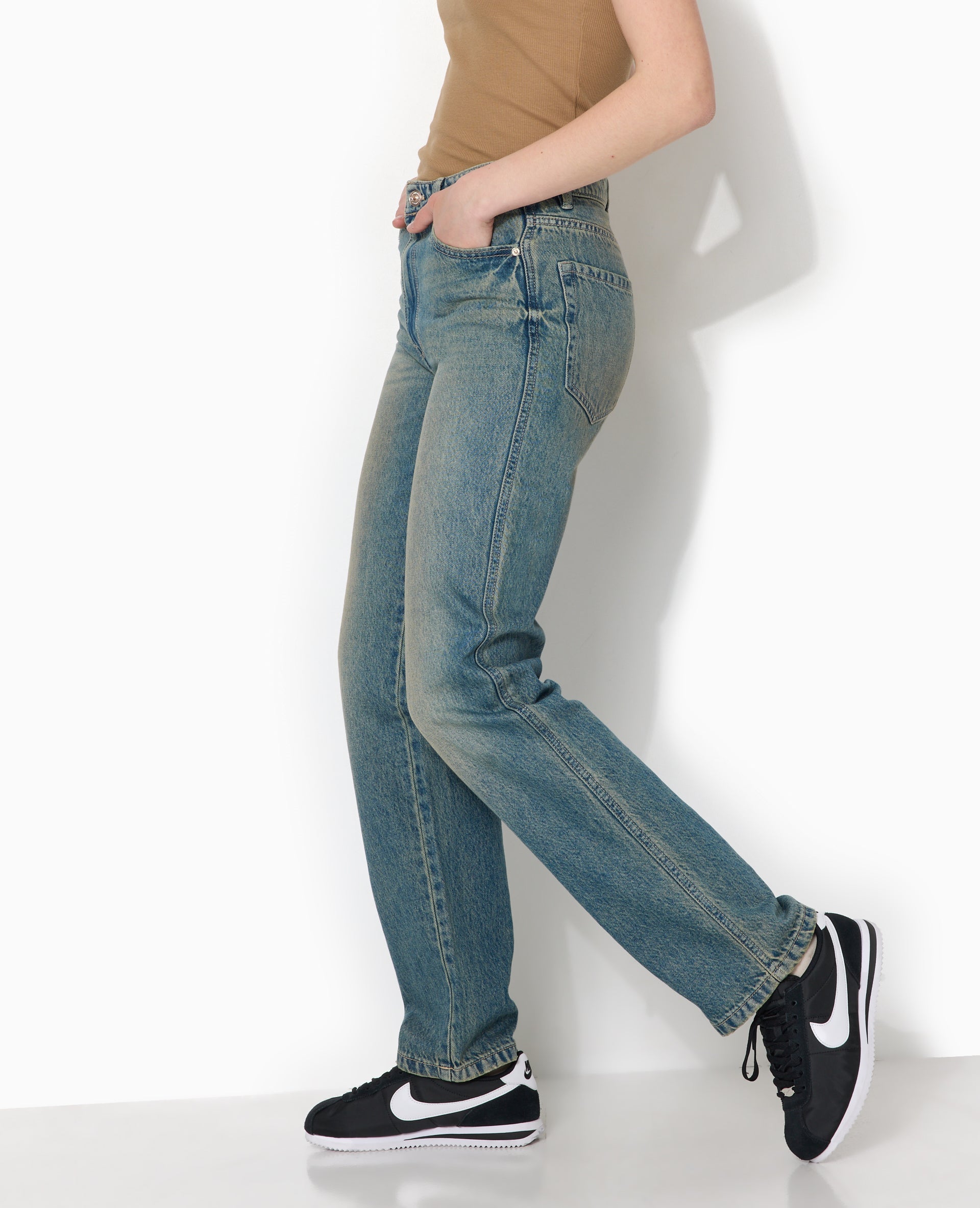 J90-2 / Jean straight taille medium effet dirty