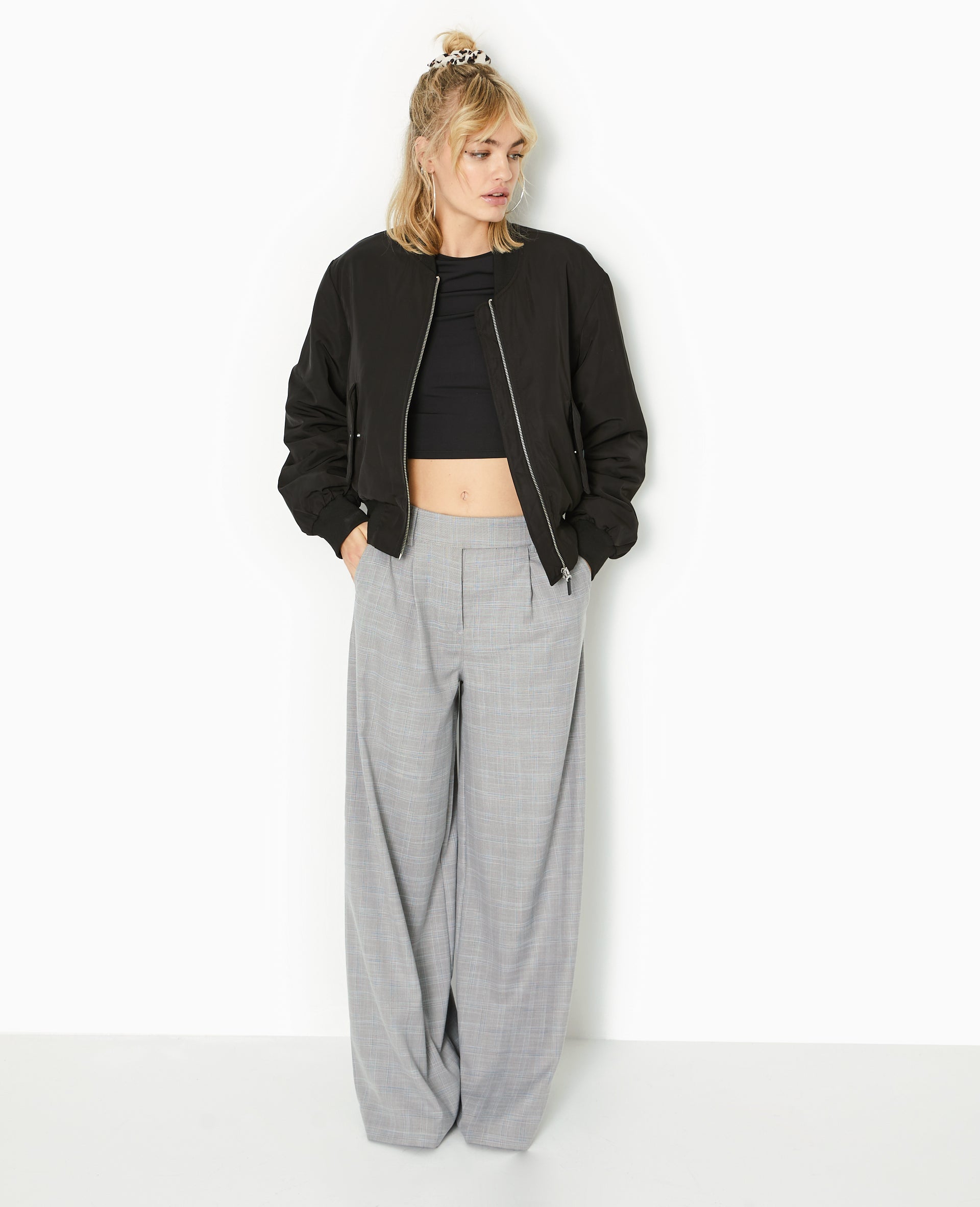 Pantalon large taille haute motif carreaux