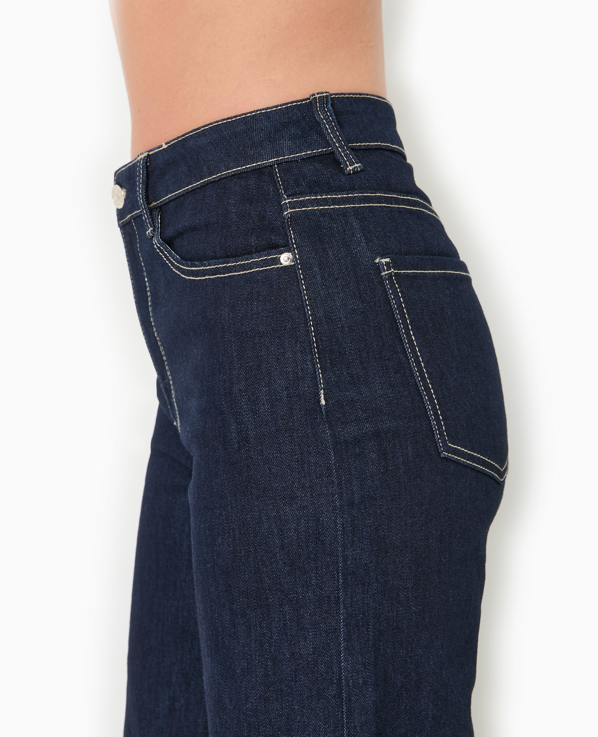 Jean wide taille haute avec bas coupés