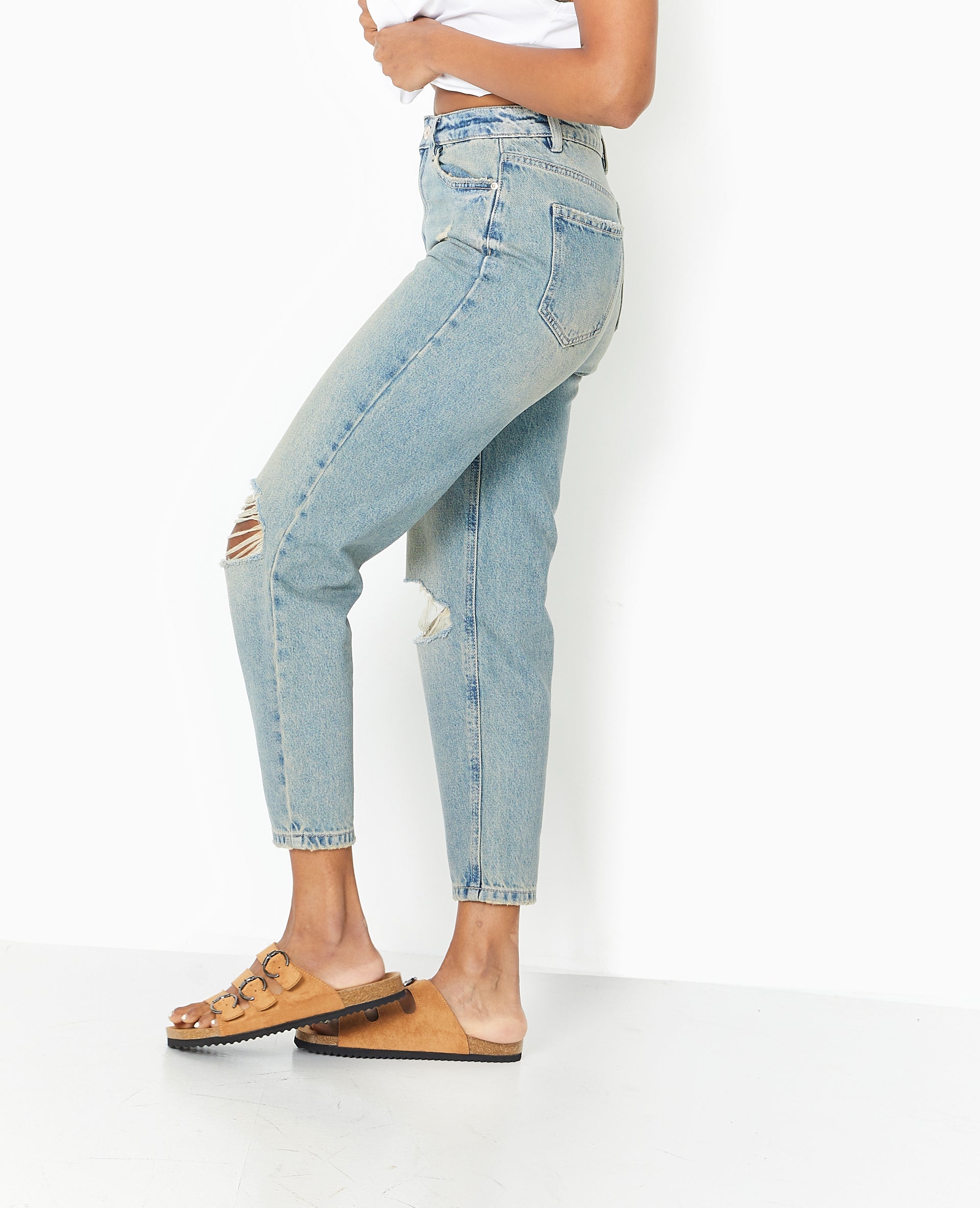 Jean mom taille haute destroy