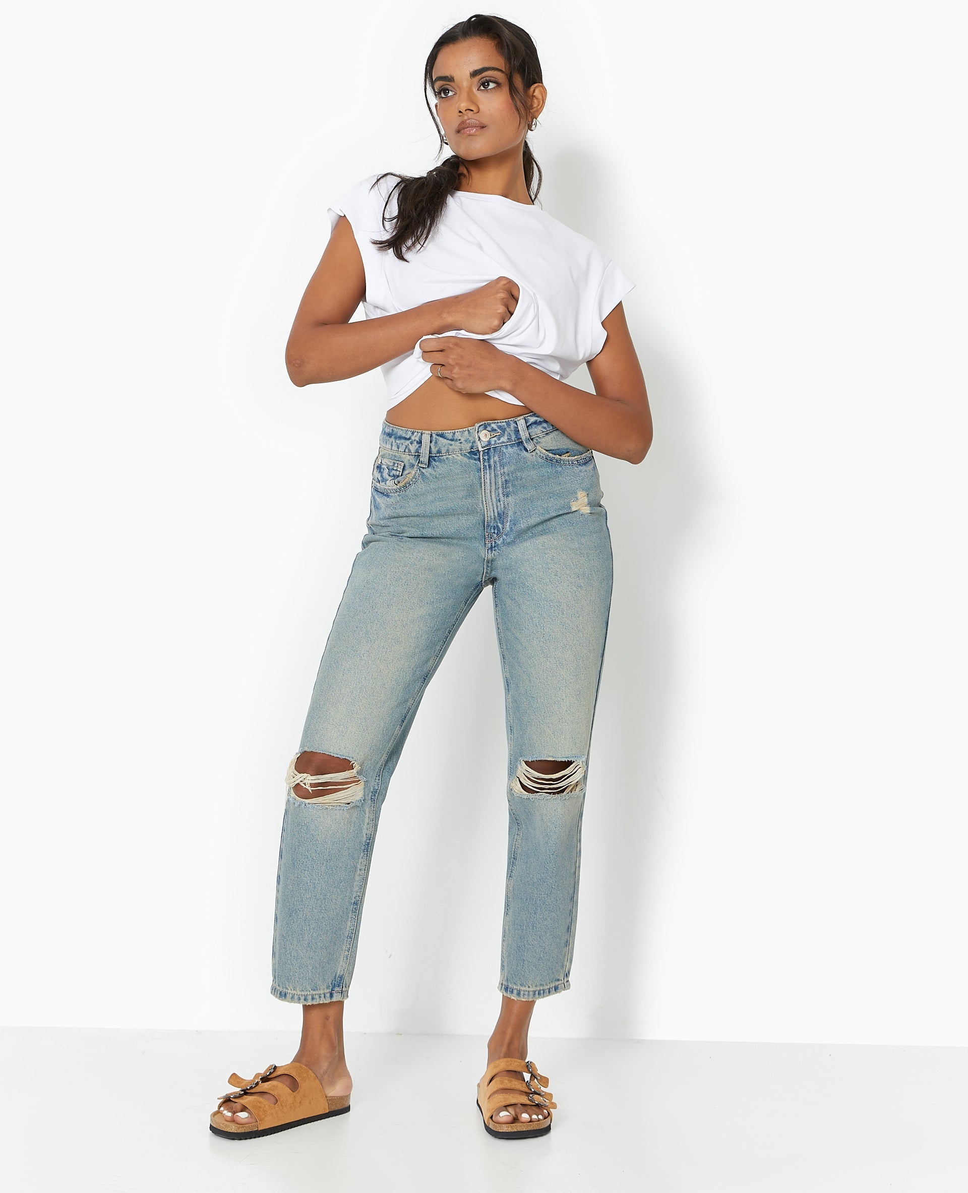 Jean mom taille haute destroy