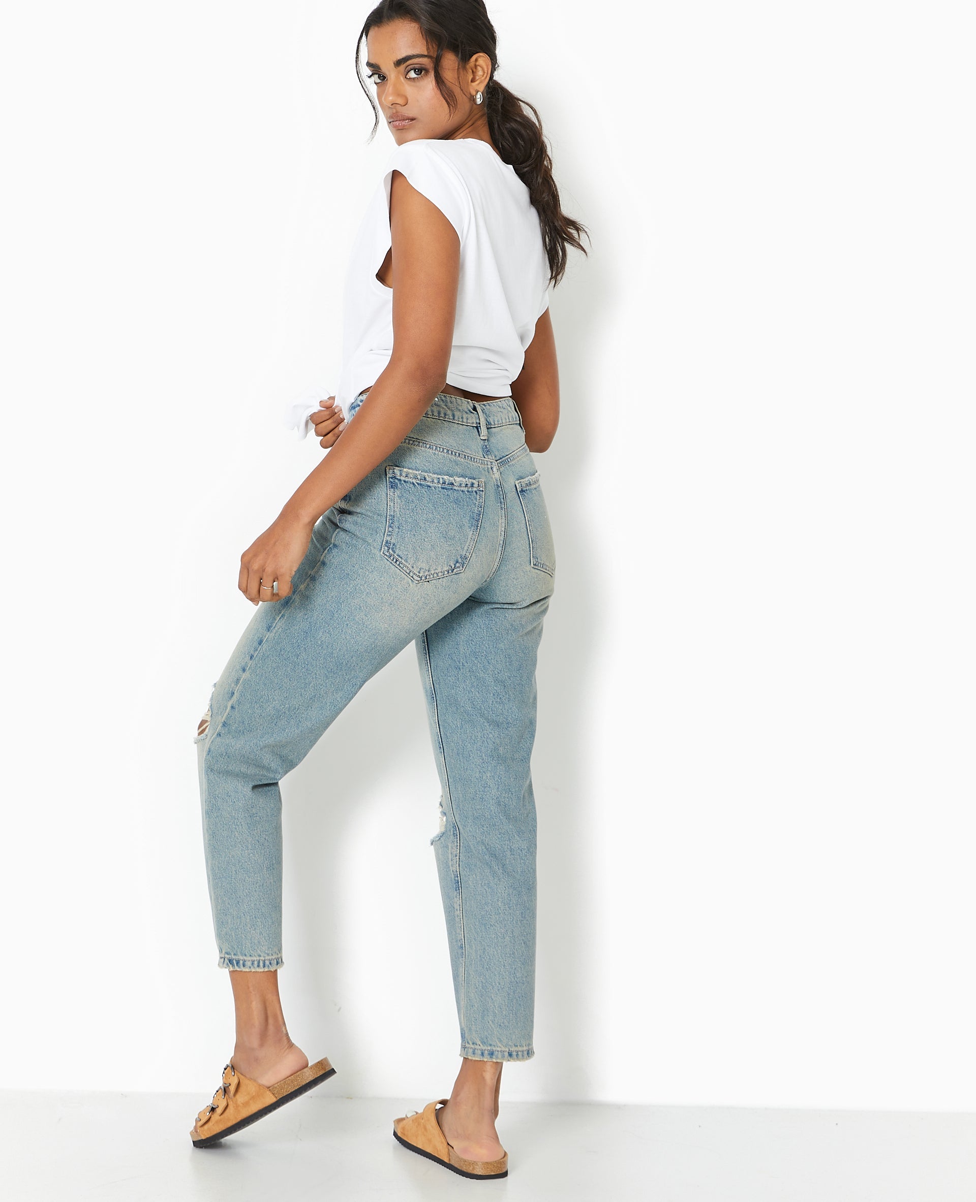 Jean mom taille haute destroy