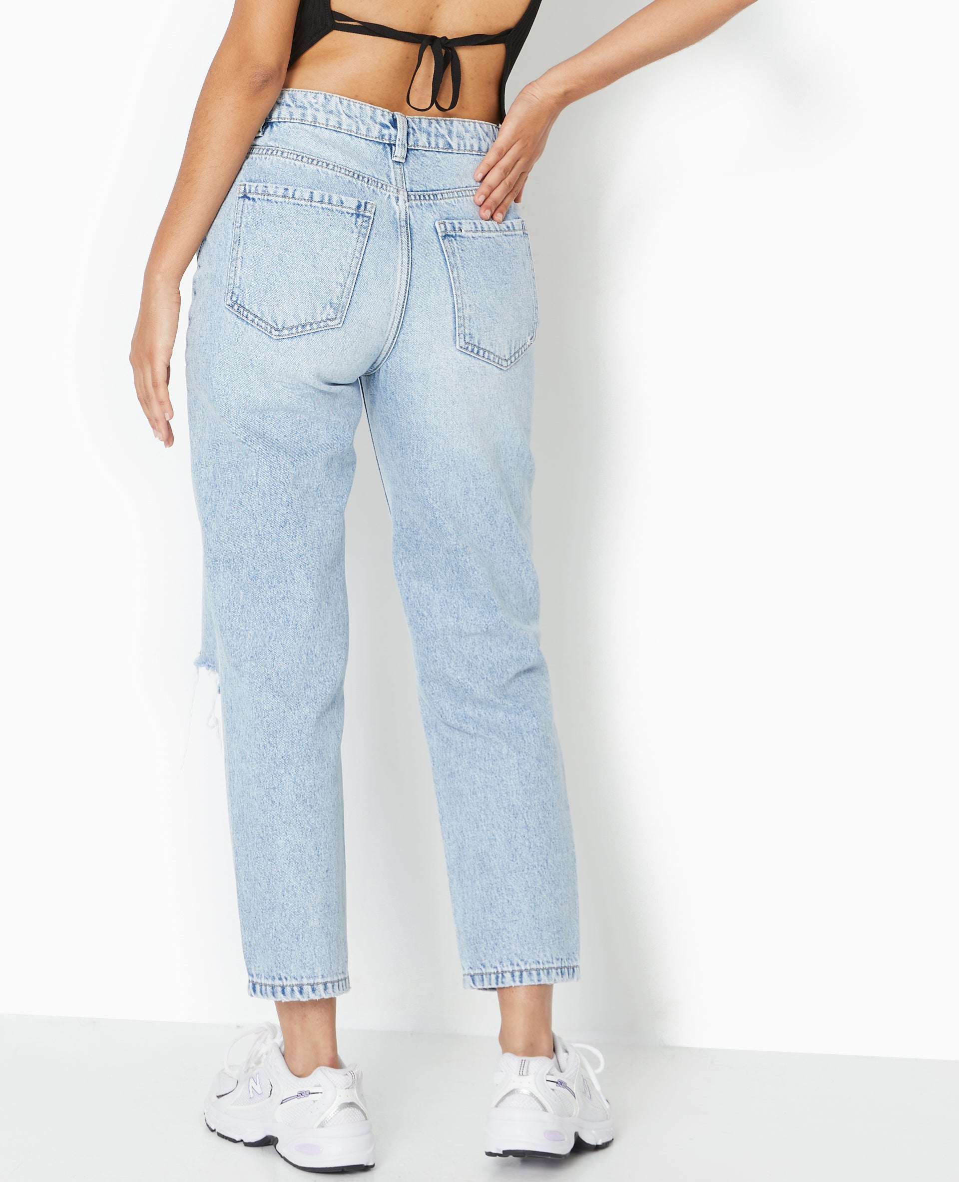 Jean mom taille haute destroy