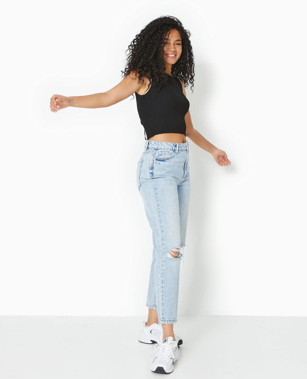 Jean mom taille haute destroy