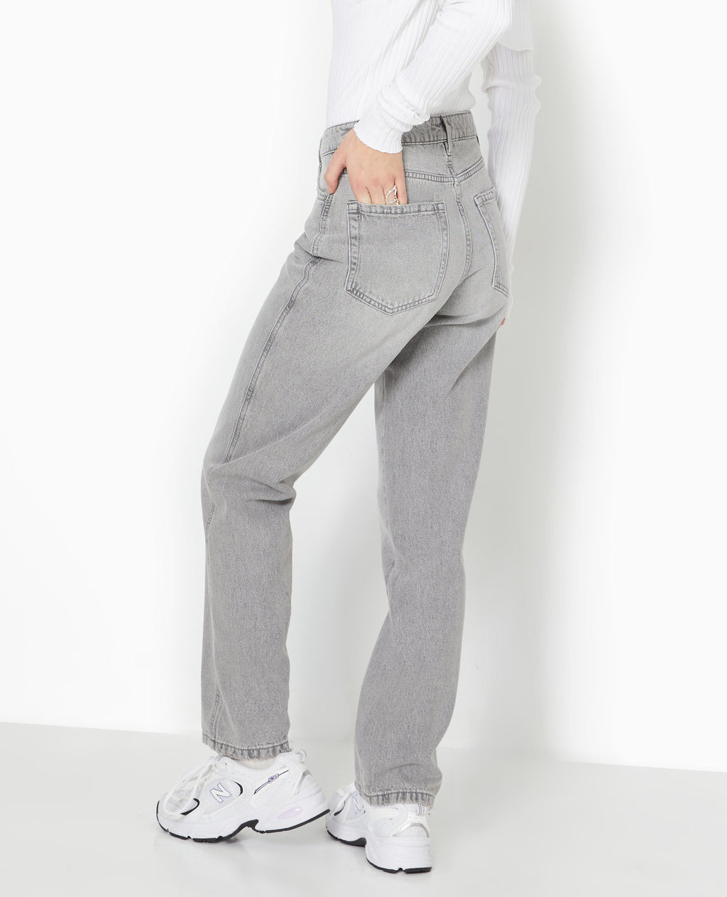 J90-2 / Jean straight taille medium