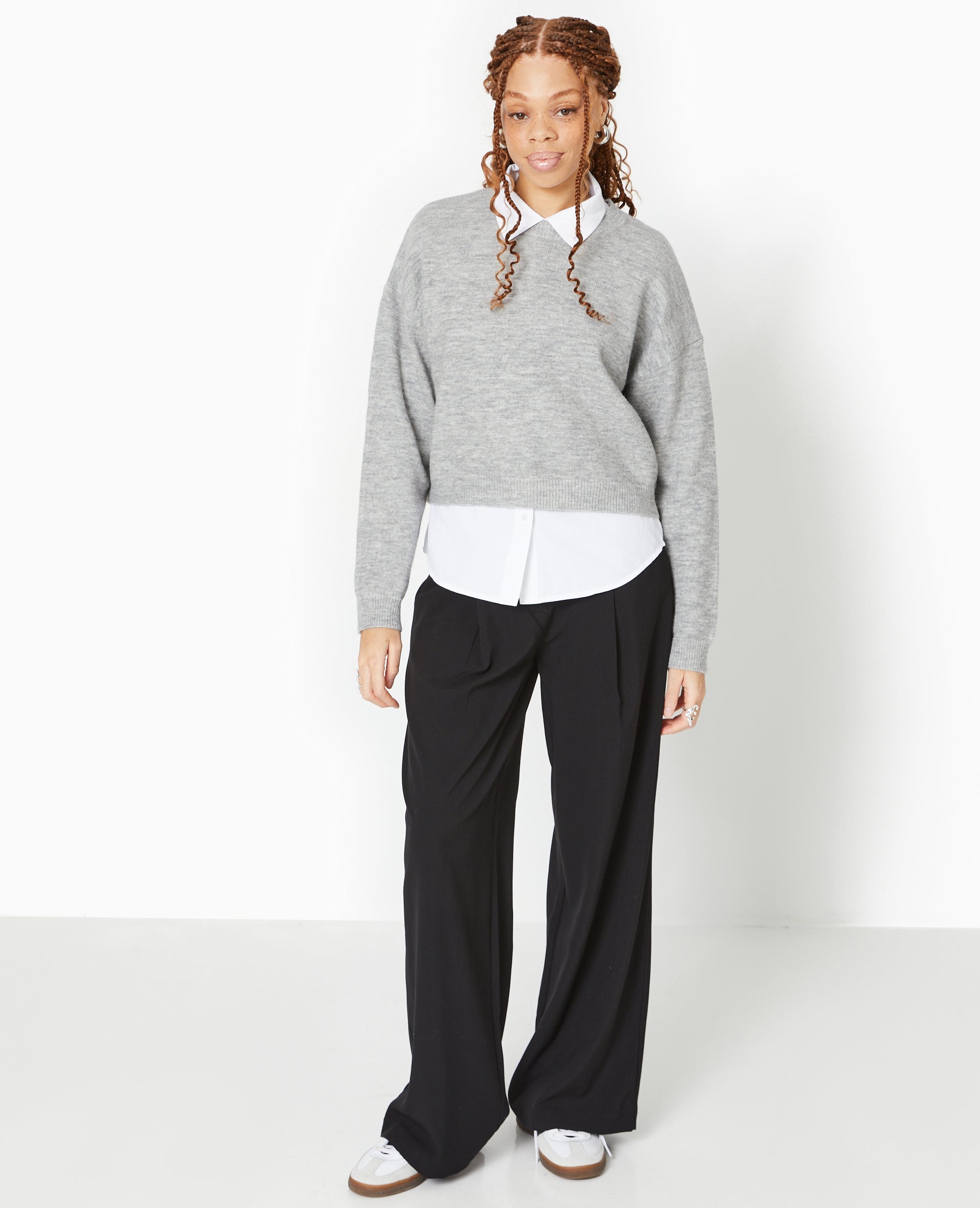 Pantalon large et droit avec pinces