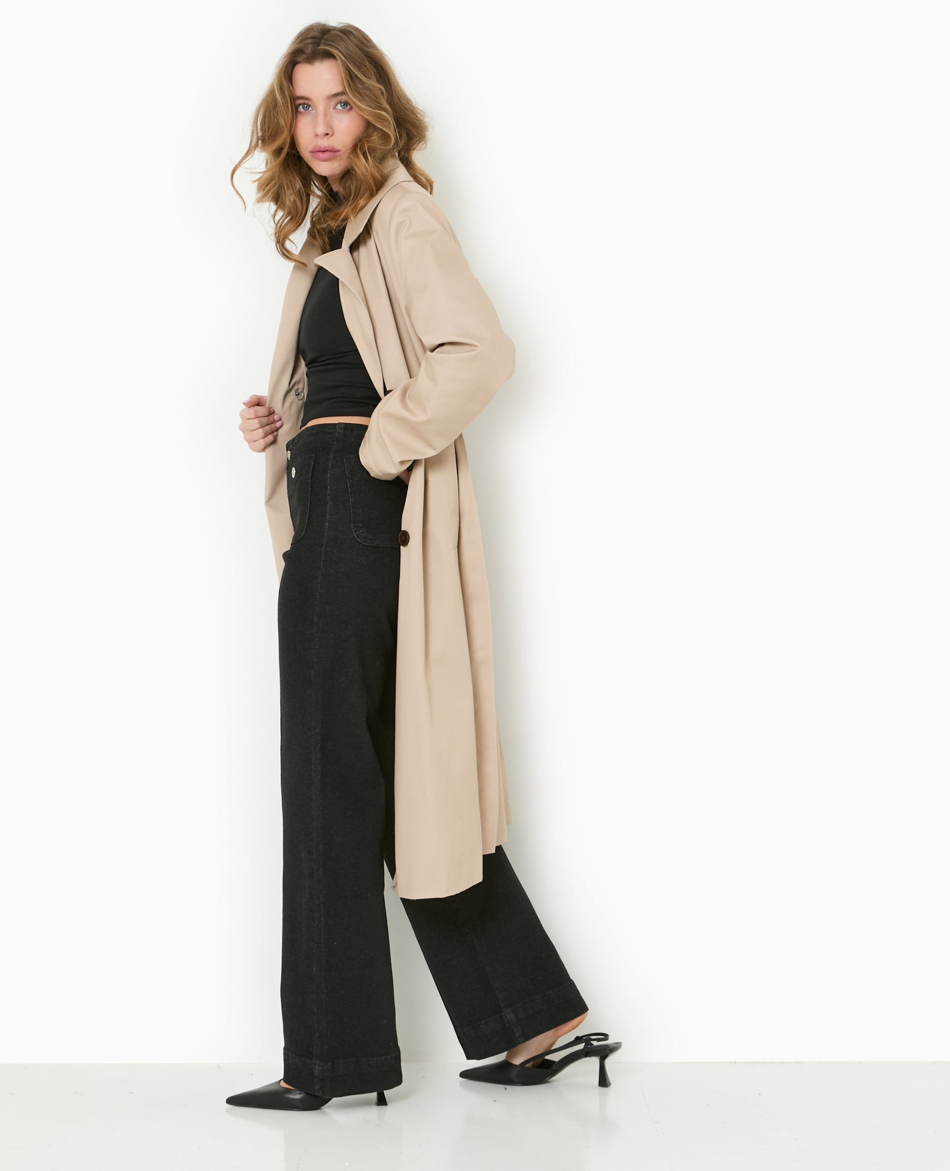 Jean flare taille haute avec poches plaquées