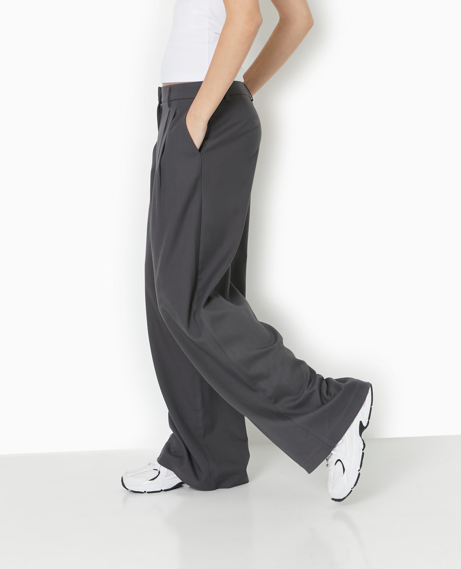 Pantalon large avec pinces