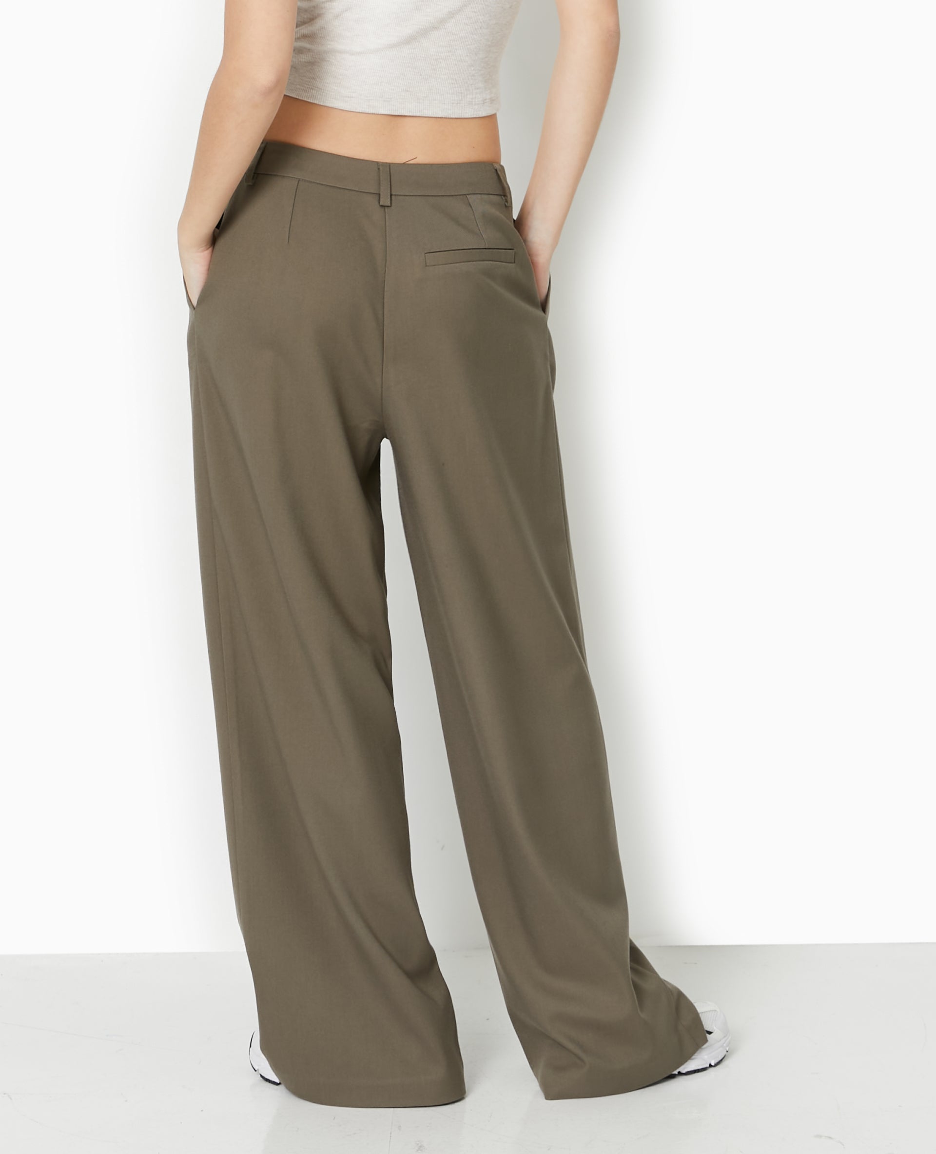 Pantalon large avec pinces