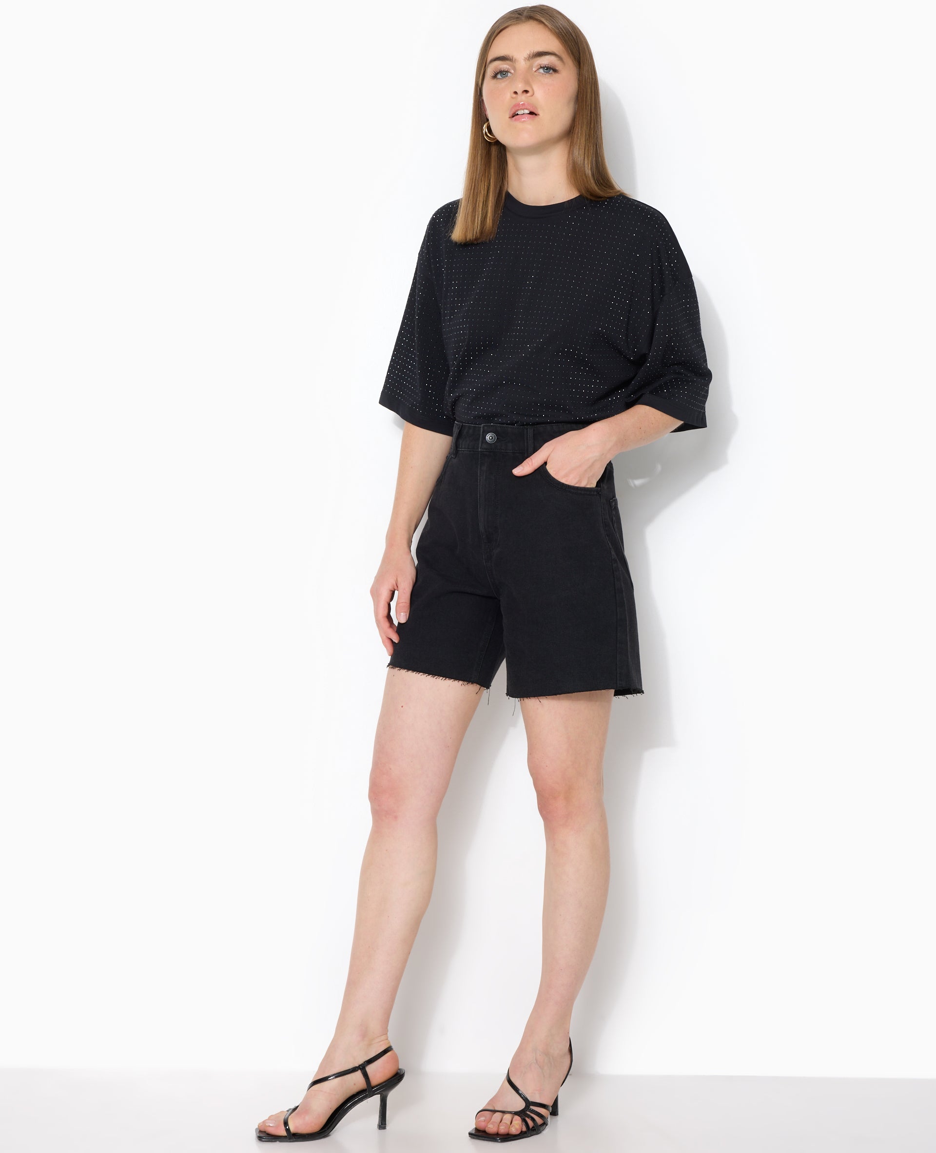 Short en jean taille haute avec bas coupés