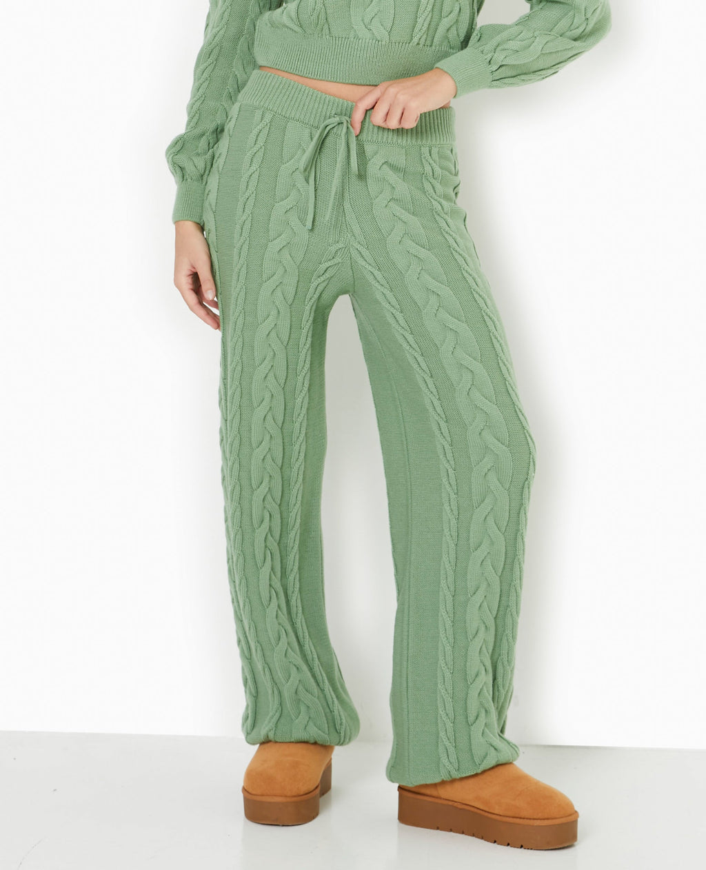 Pantalon droit en maille torsadée