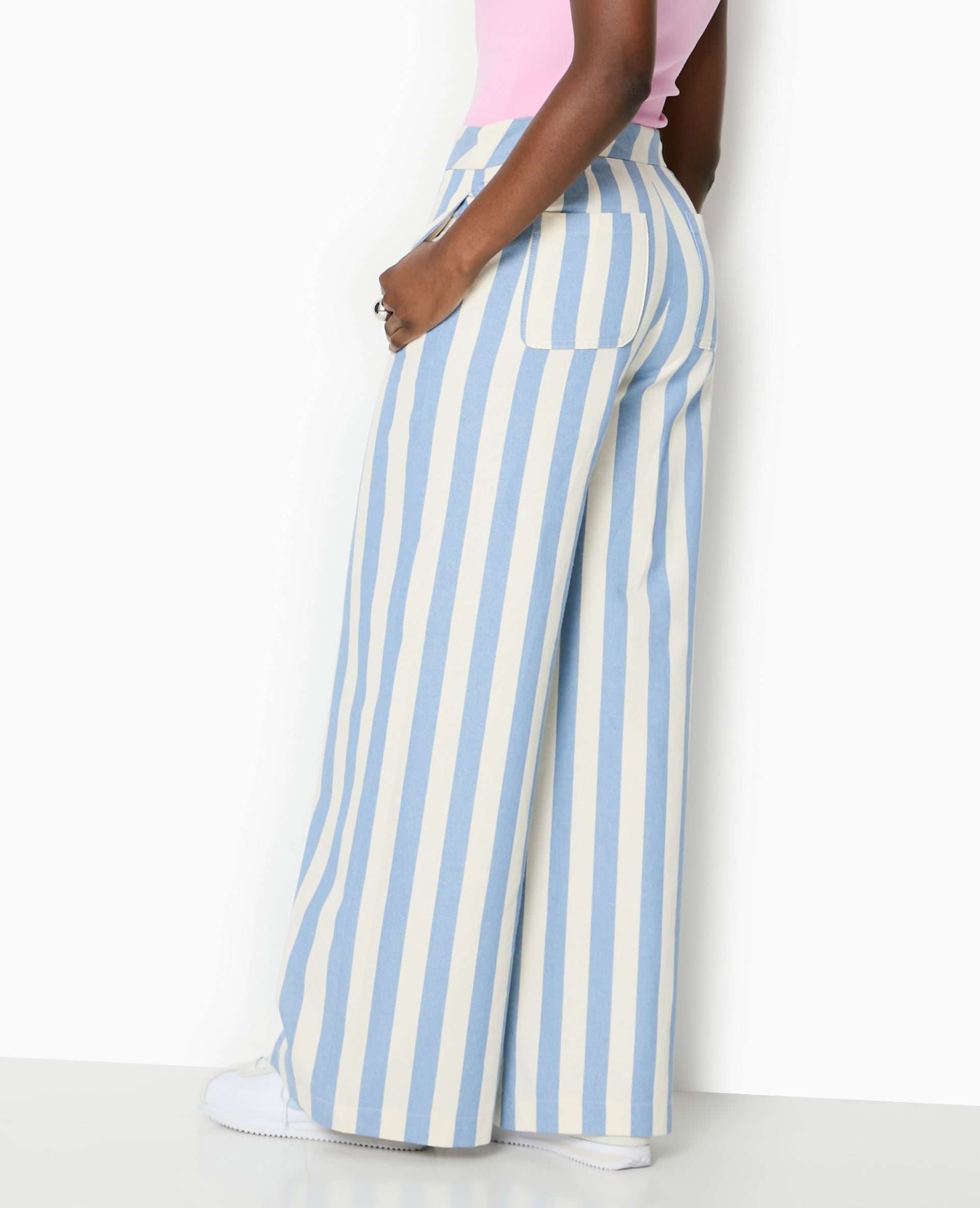 Pantalon droit avec larges rayures