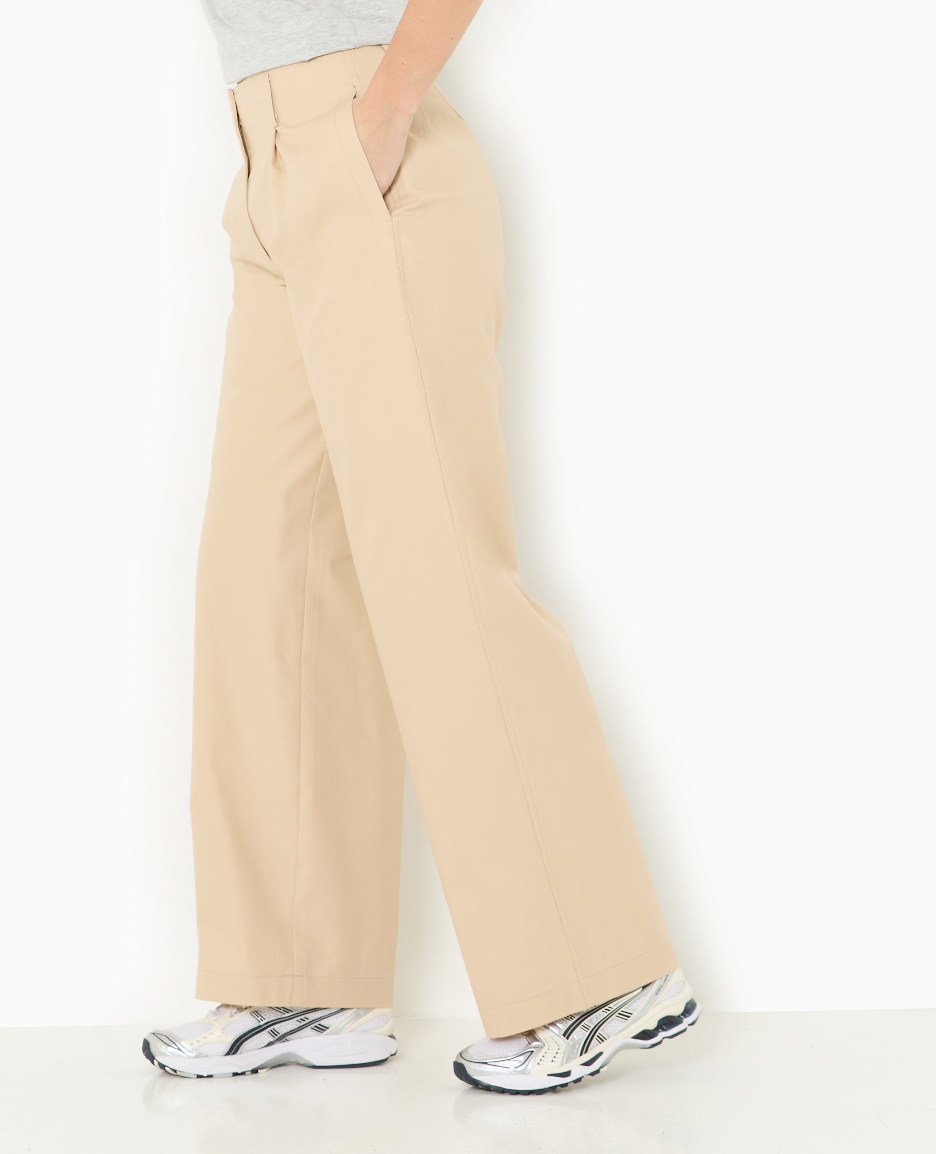 Pantalon en toile large et droit