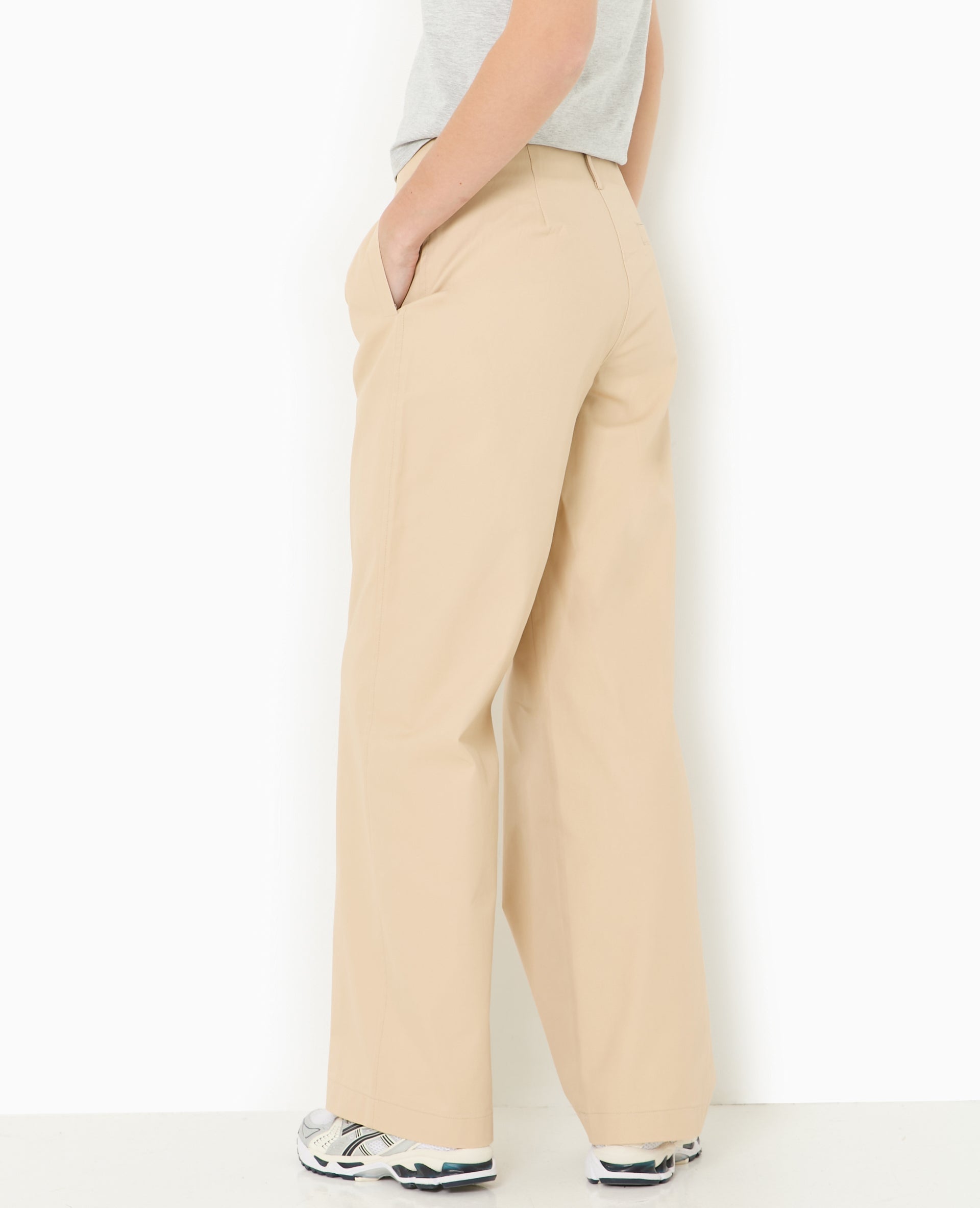 Pantalon en toile large et droit
