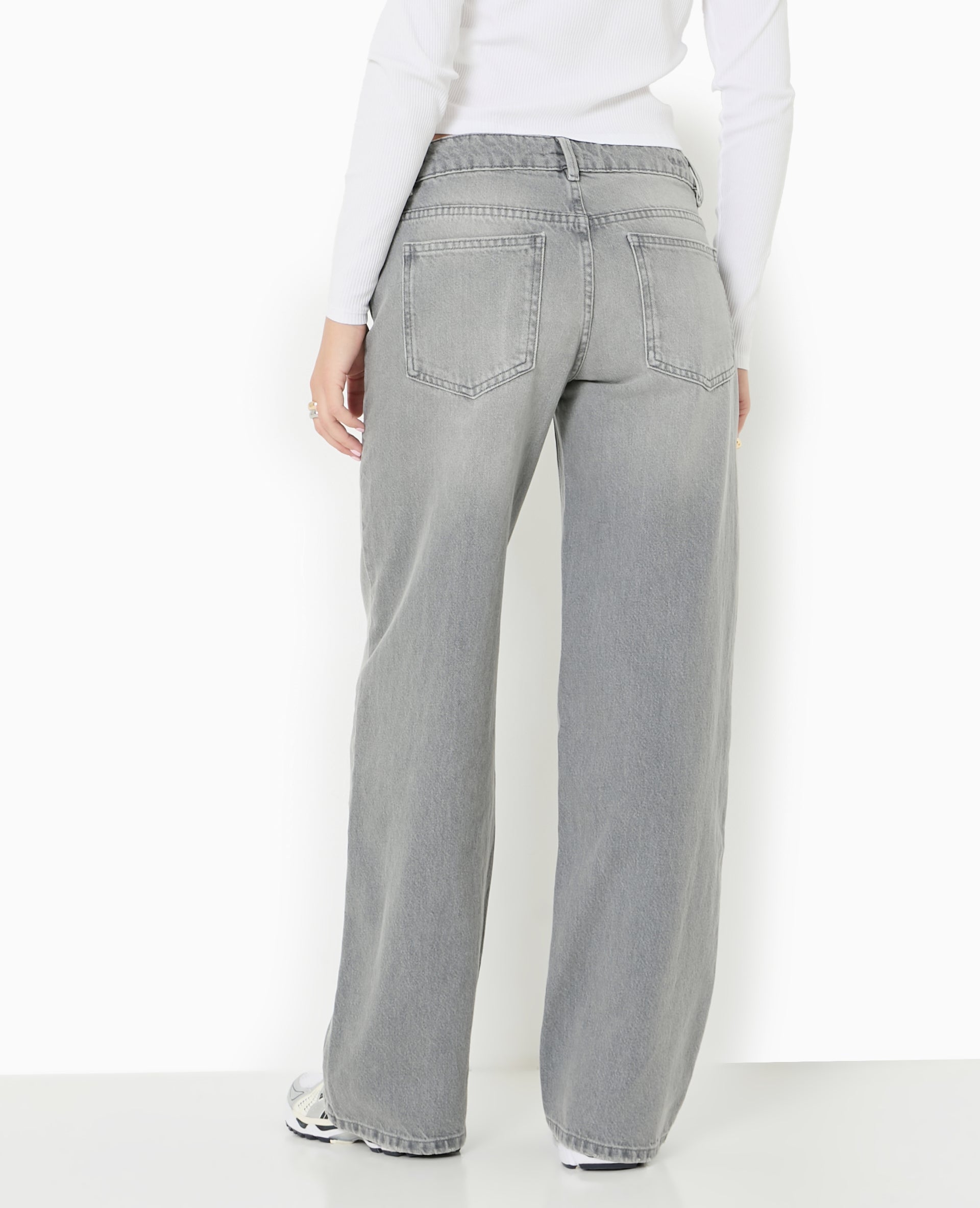 Jean droit taille basse