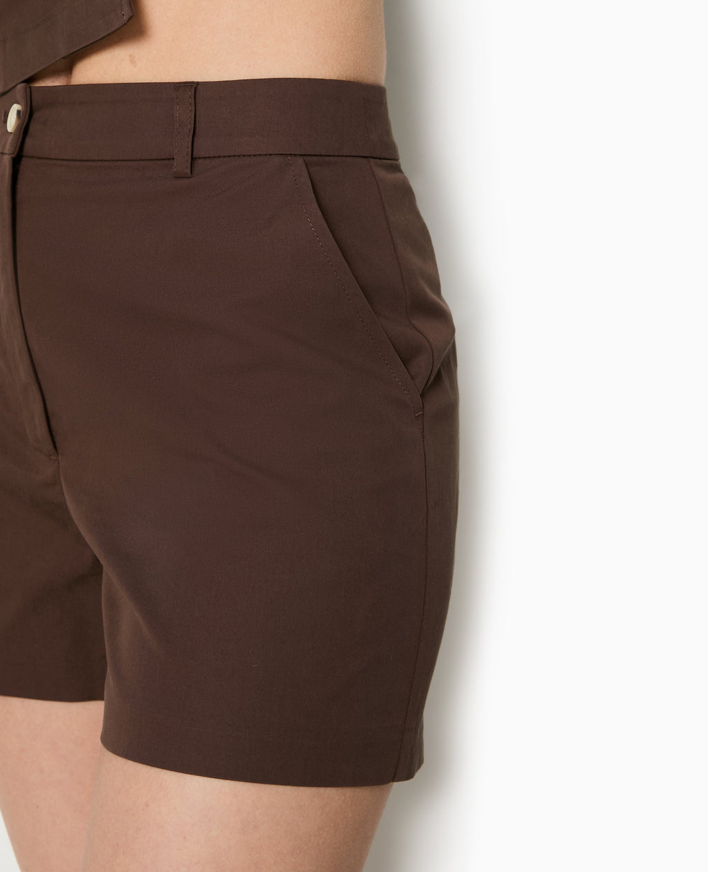 Short city en toile taille haute