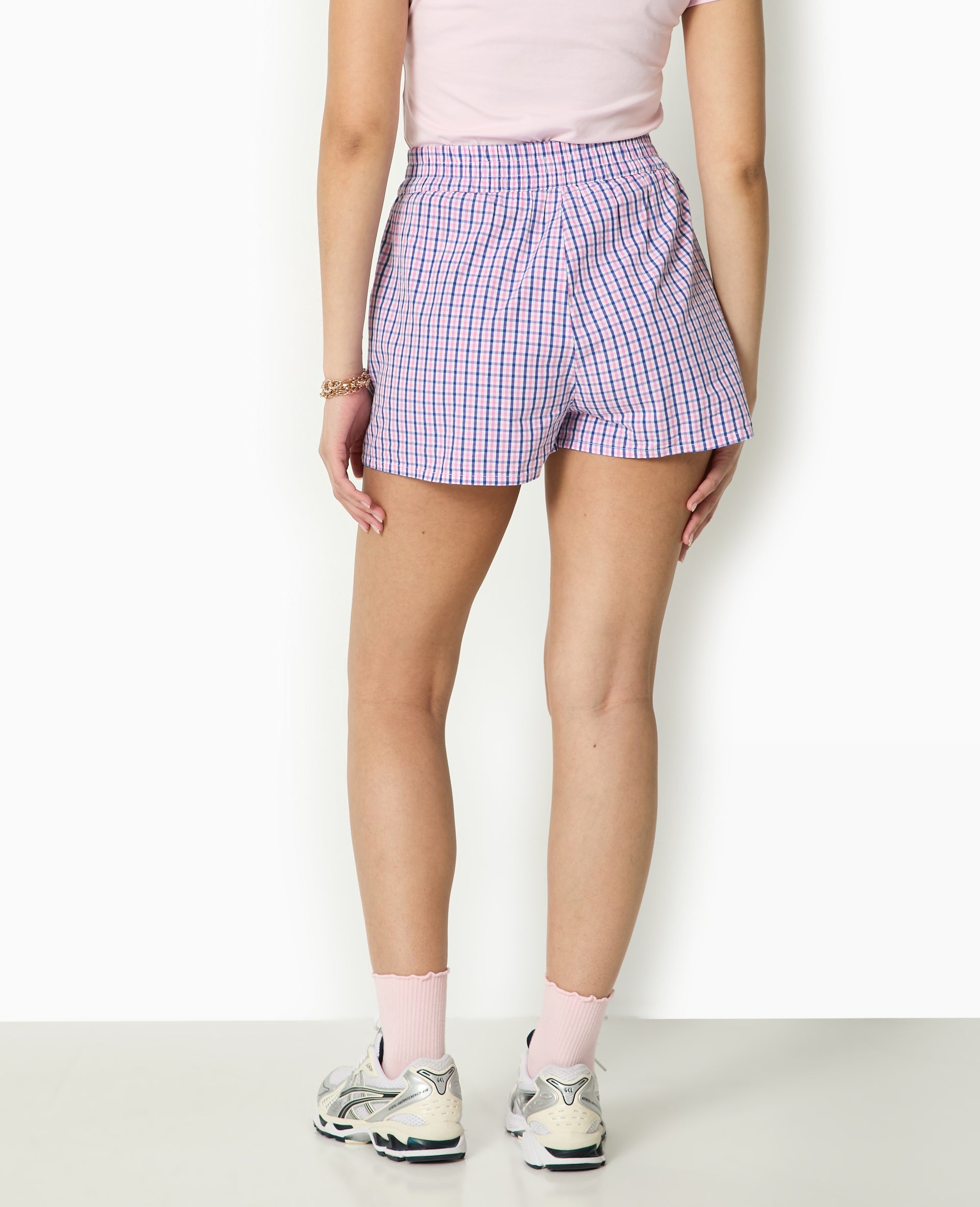 Short à carreaux avec taille élastiquée