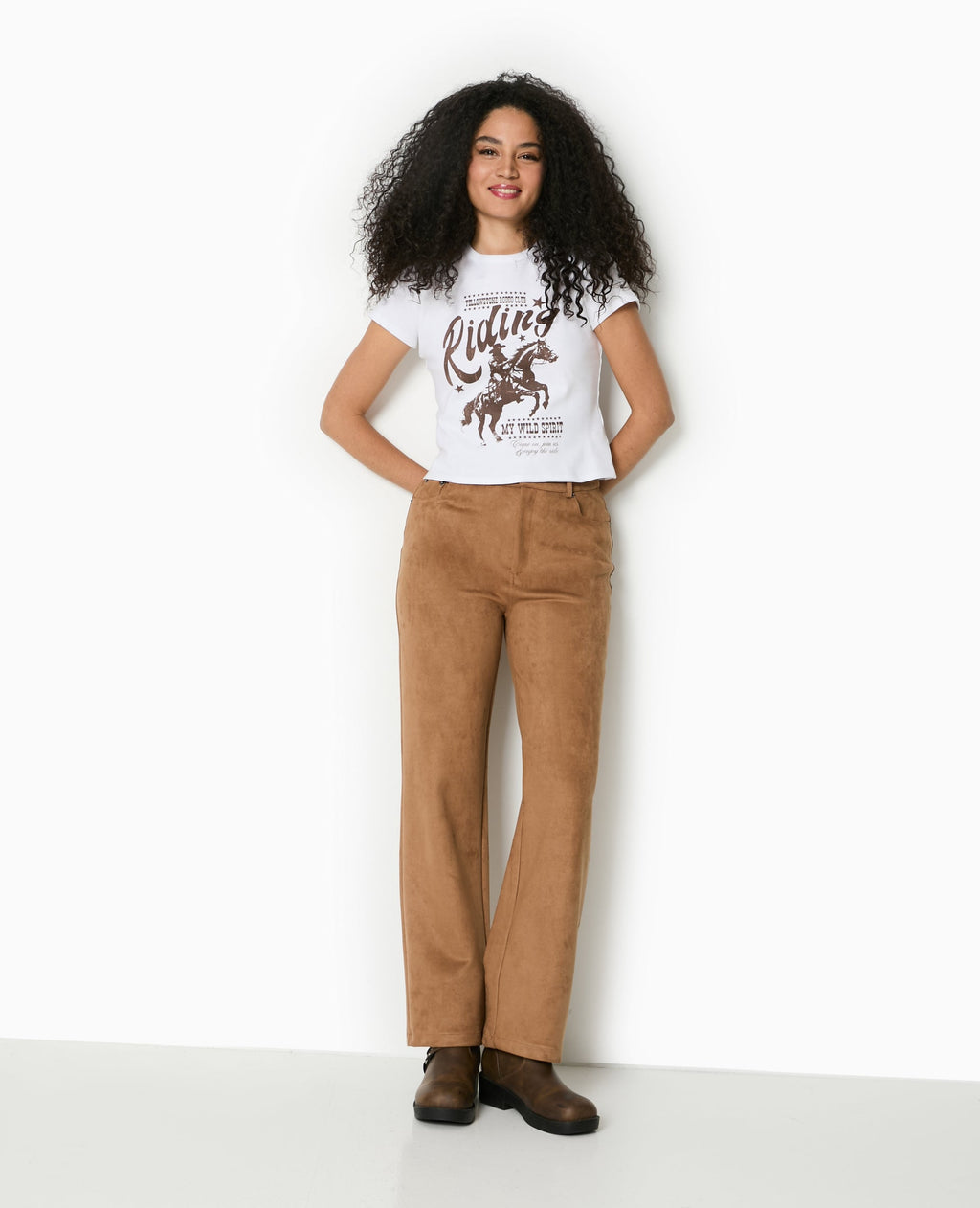 Pantalon droit en suédine