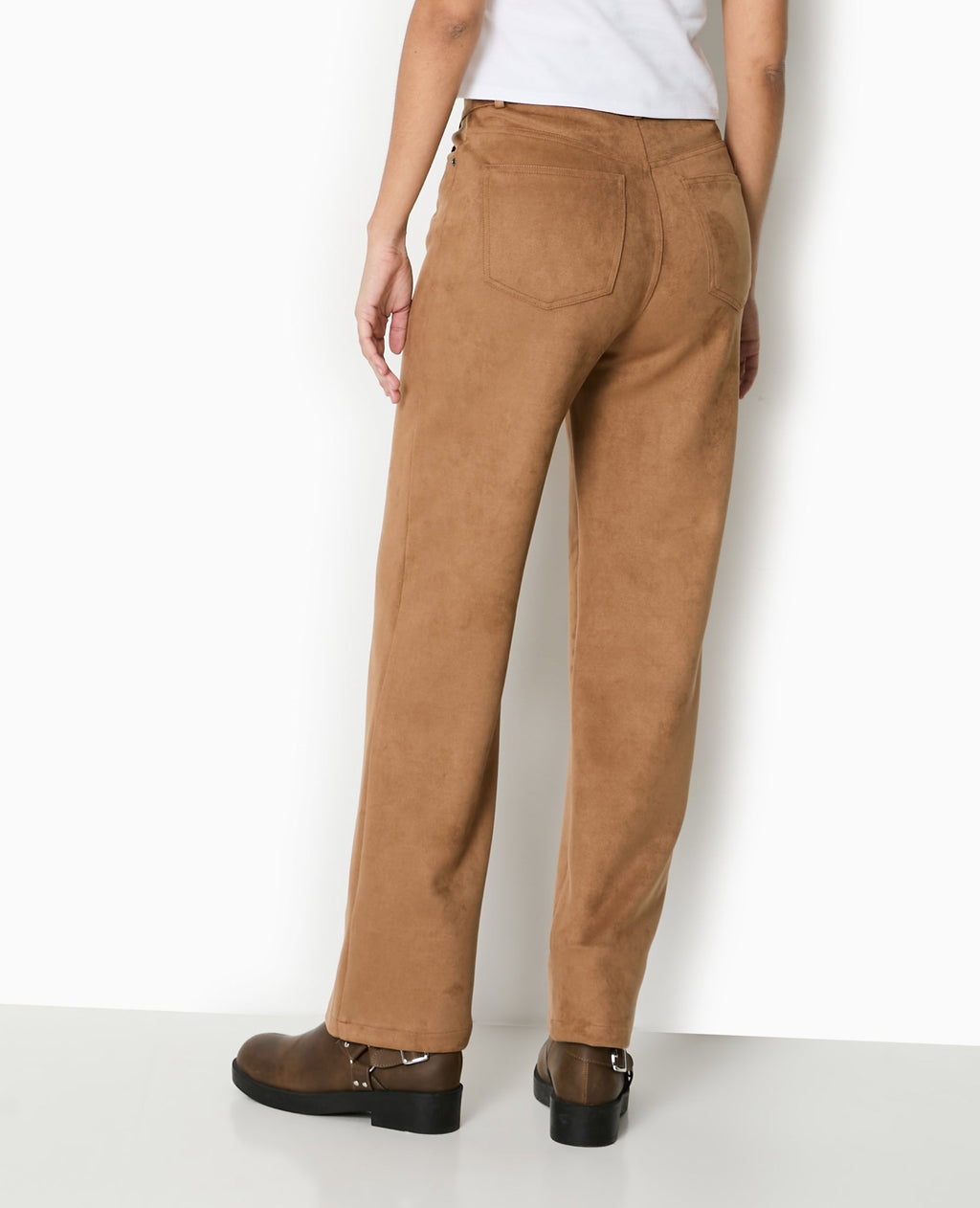 Pantalon droit en suédine