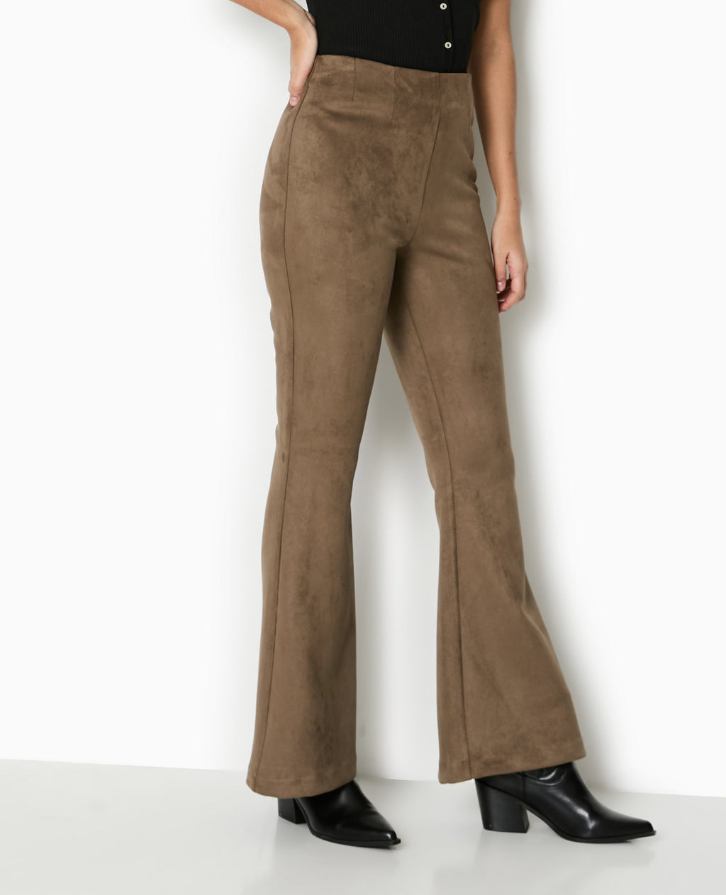 Pantalon flare en suédine