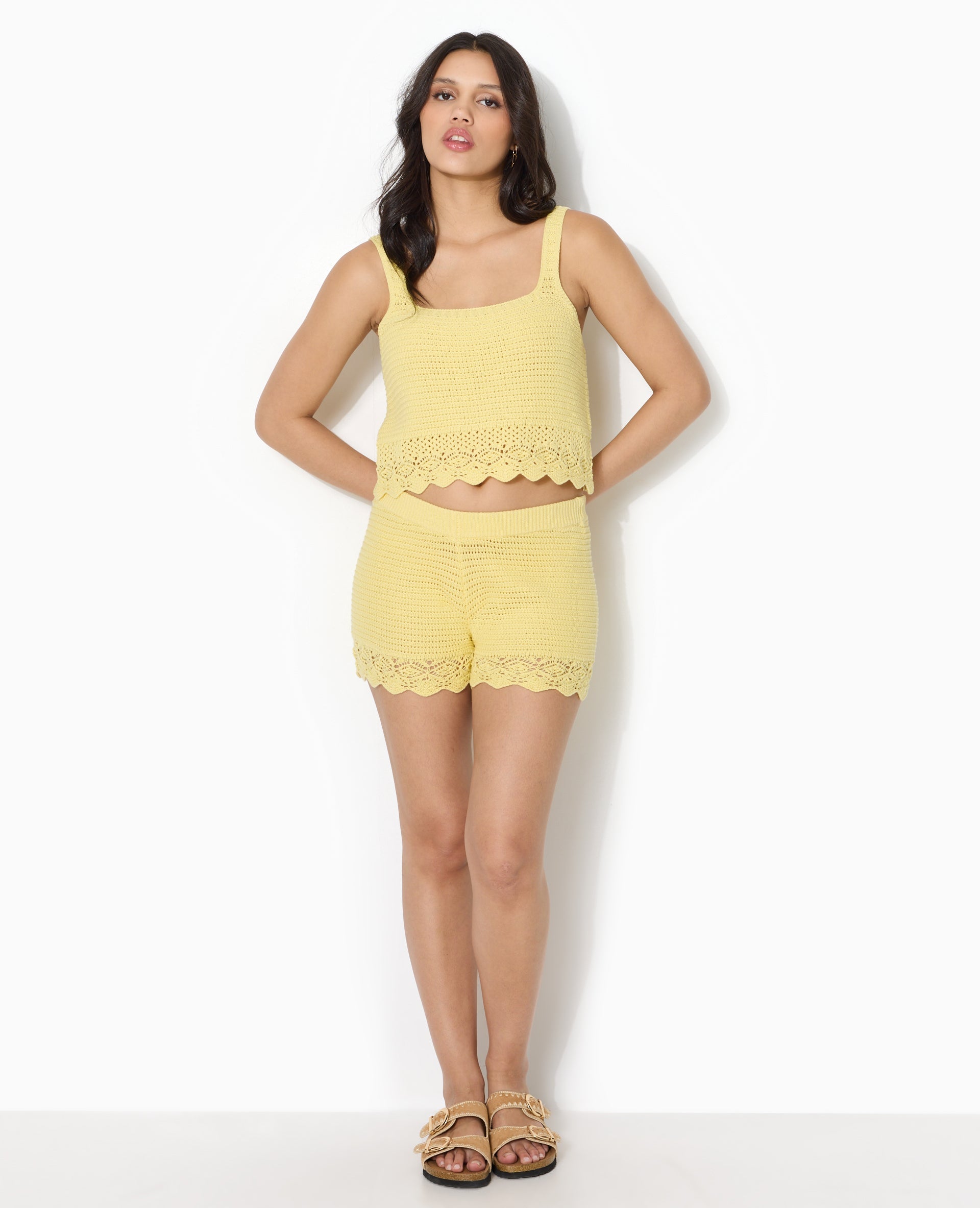 Short en maille ajourée façon crochet