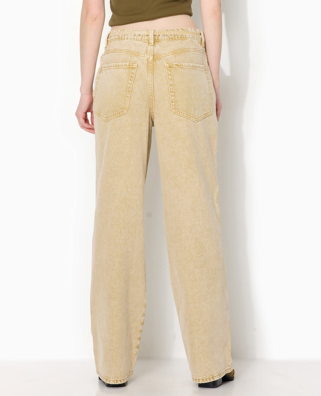 Jean baggy taille basse avec ceinture à nouer