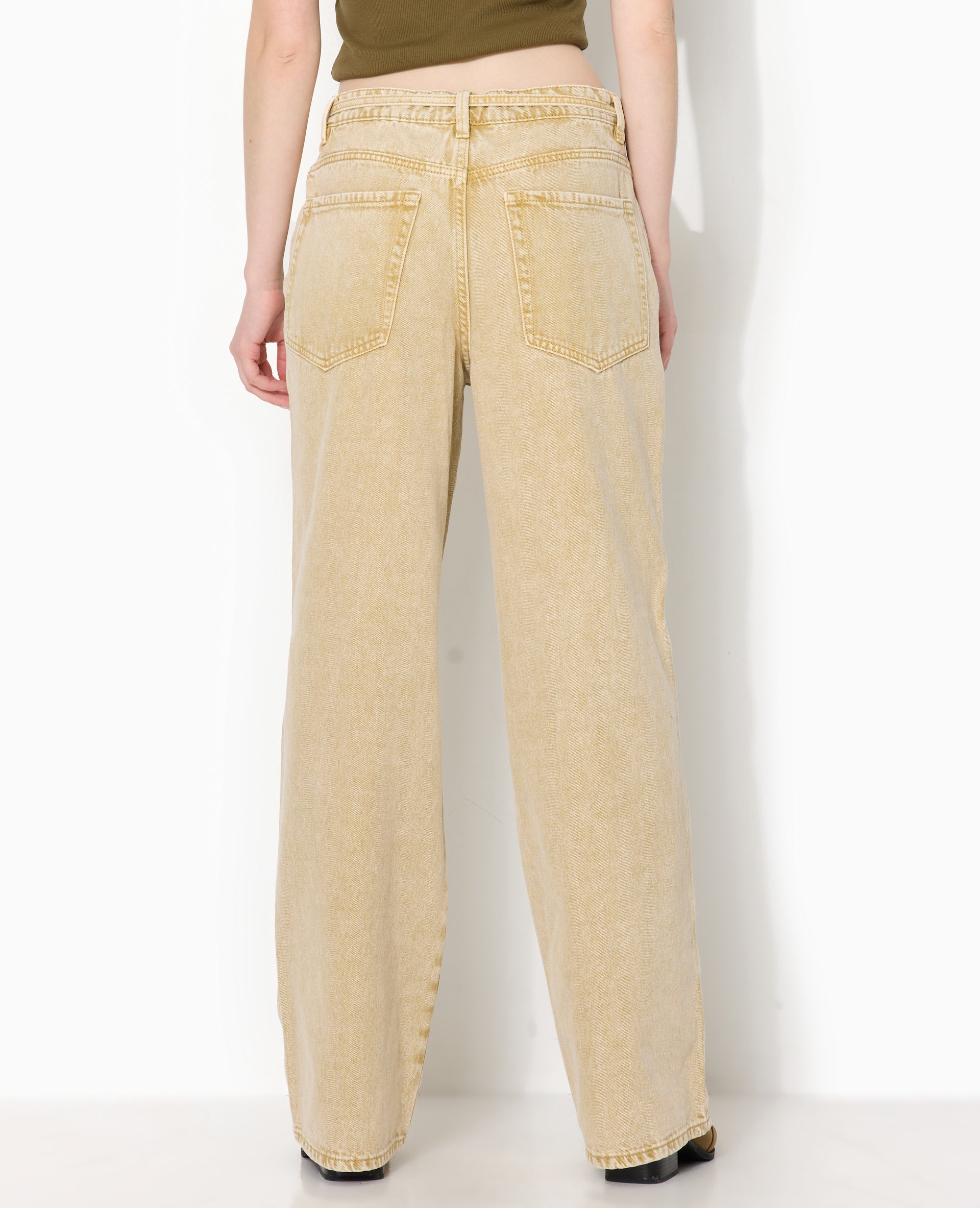 Jean baggy taille basse avec ceinture à nouer
