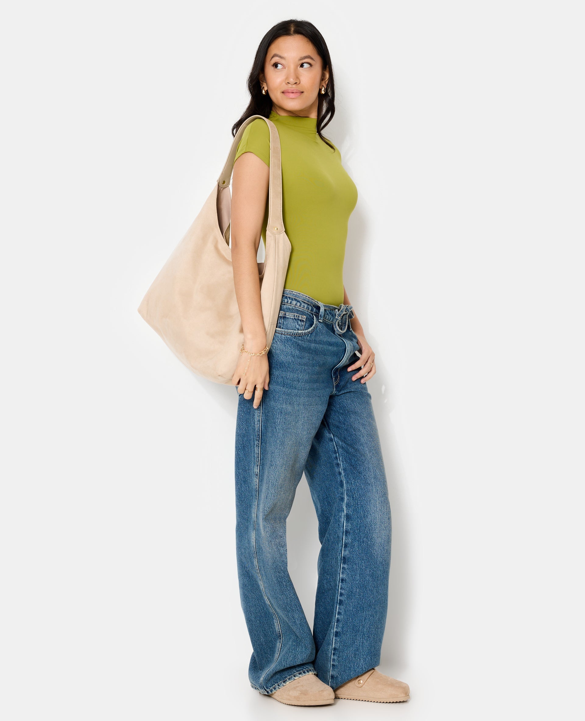 Jean baggy taille basse avec ceinture à nouer