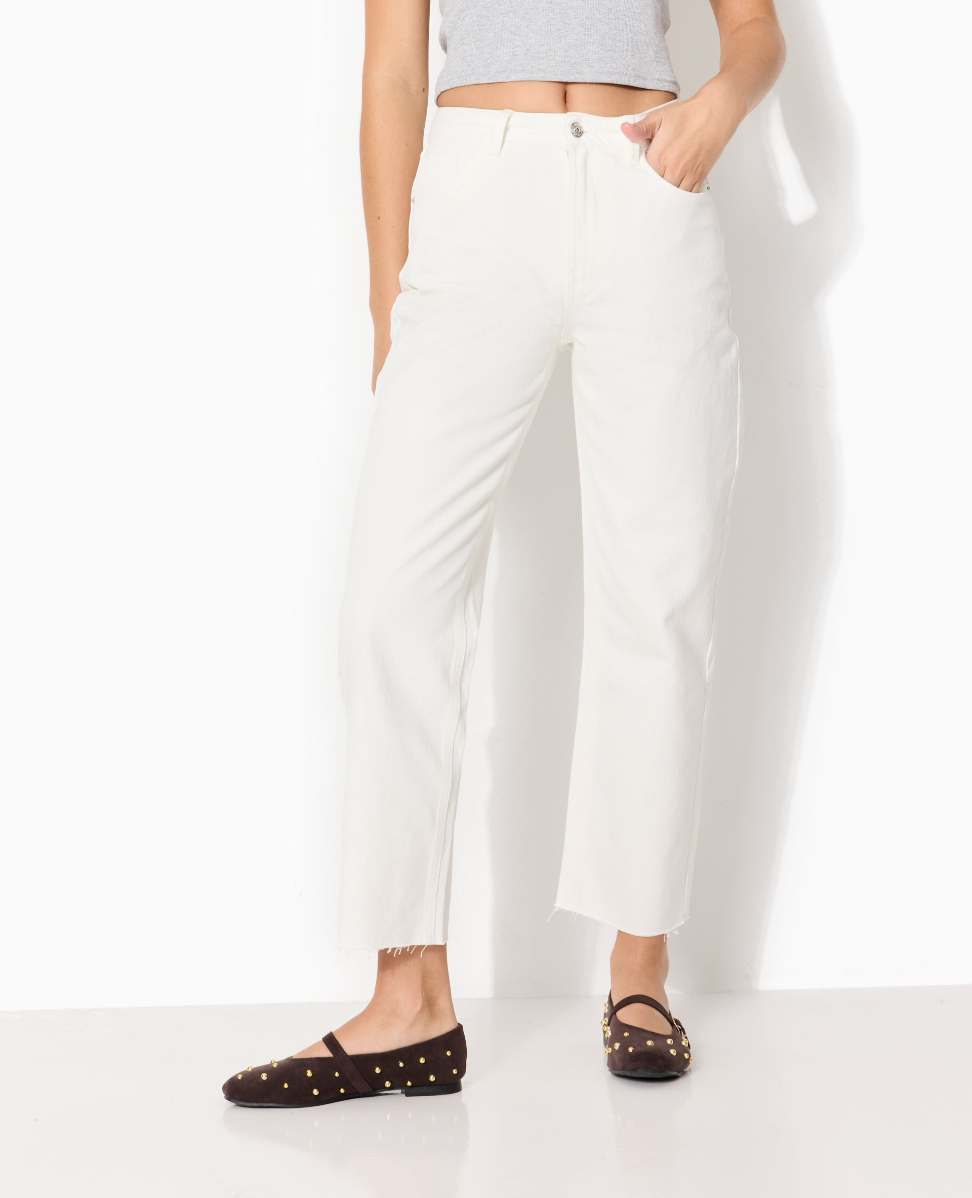 Jean straight 7/8ème taille haute bas coupés