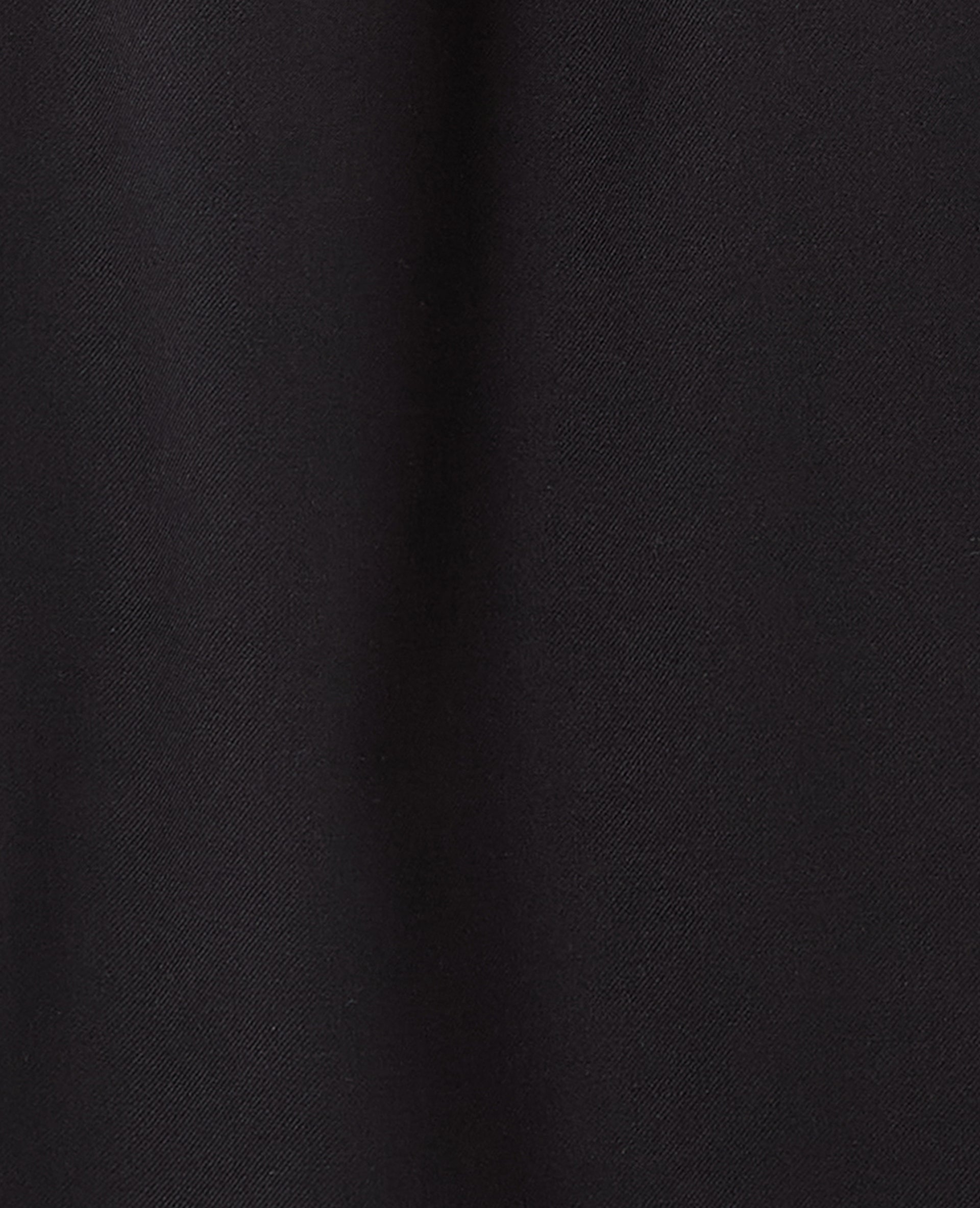 Pantalon large et droit avec taille haute et ceinture
