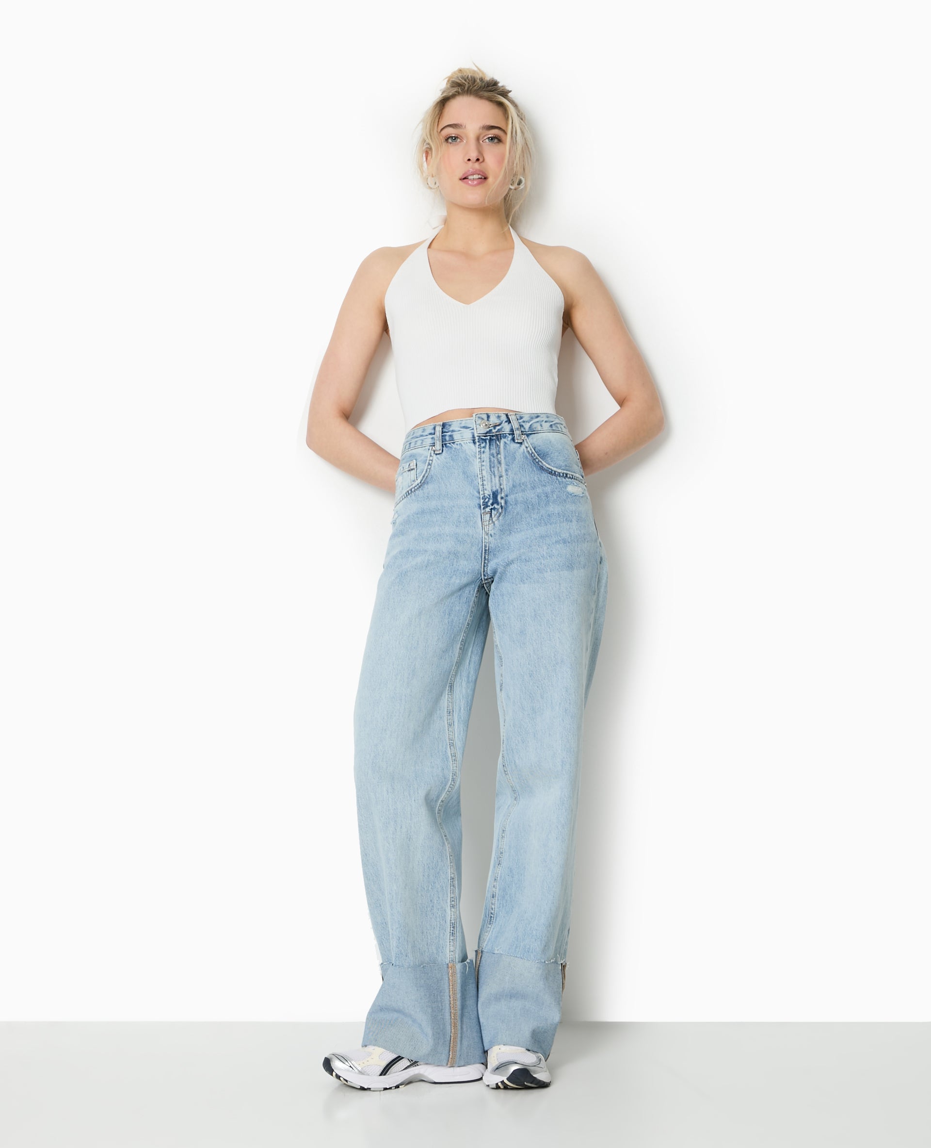 Jean droit taille regular avec revers cousus