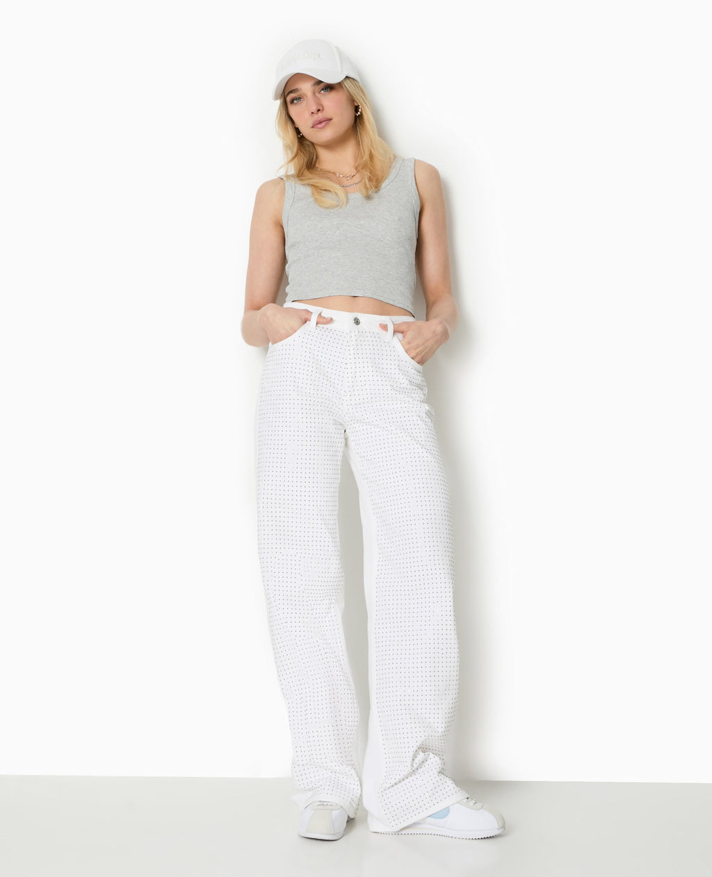 Jean droit taille haute avec strass devant