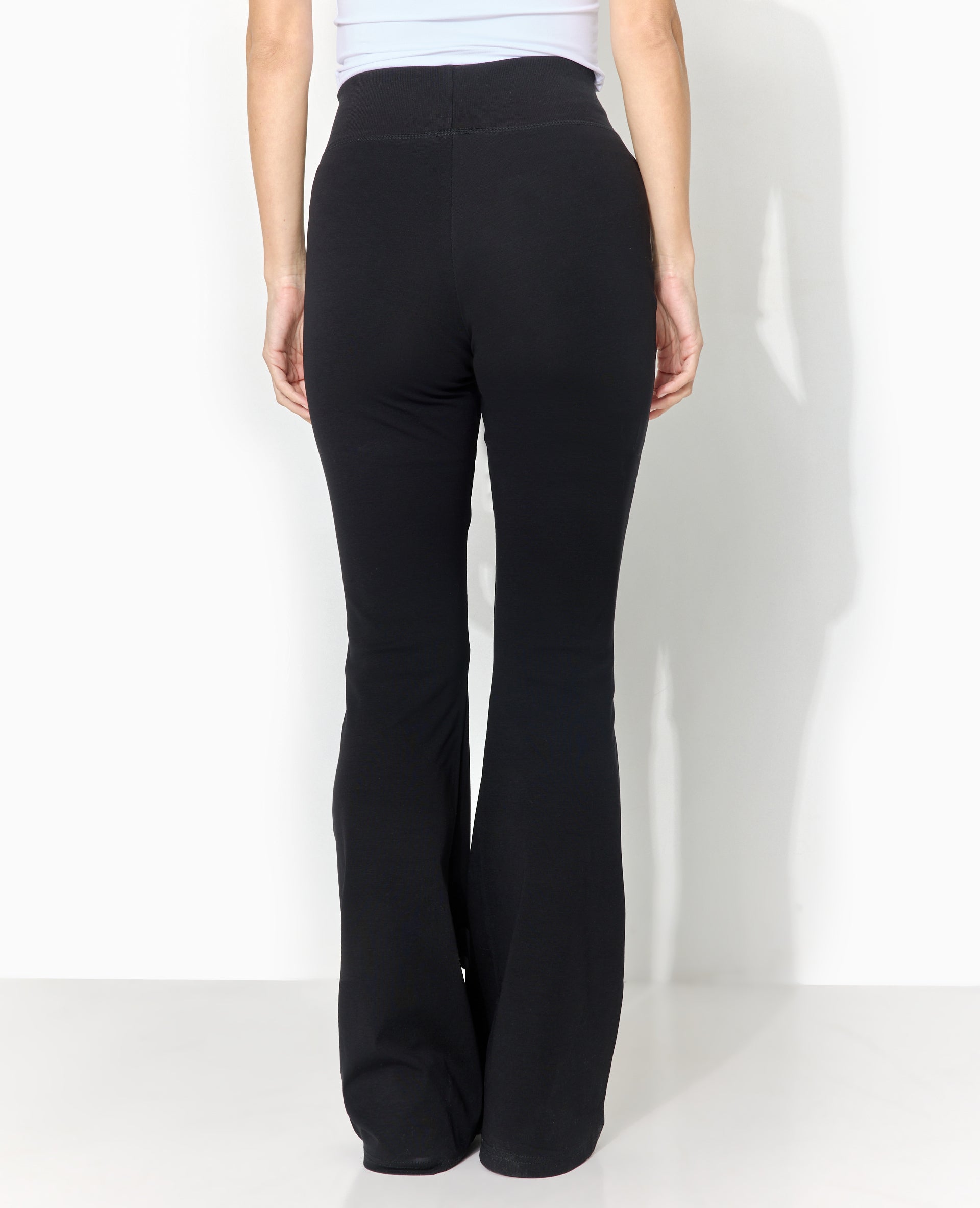 Pantalon flare en maille extensible