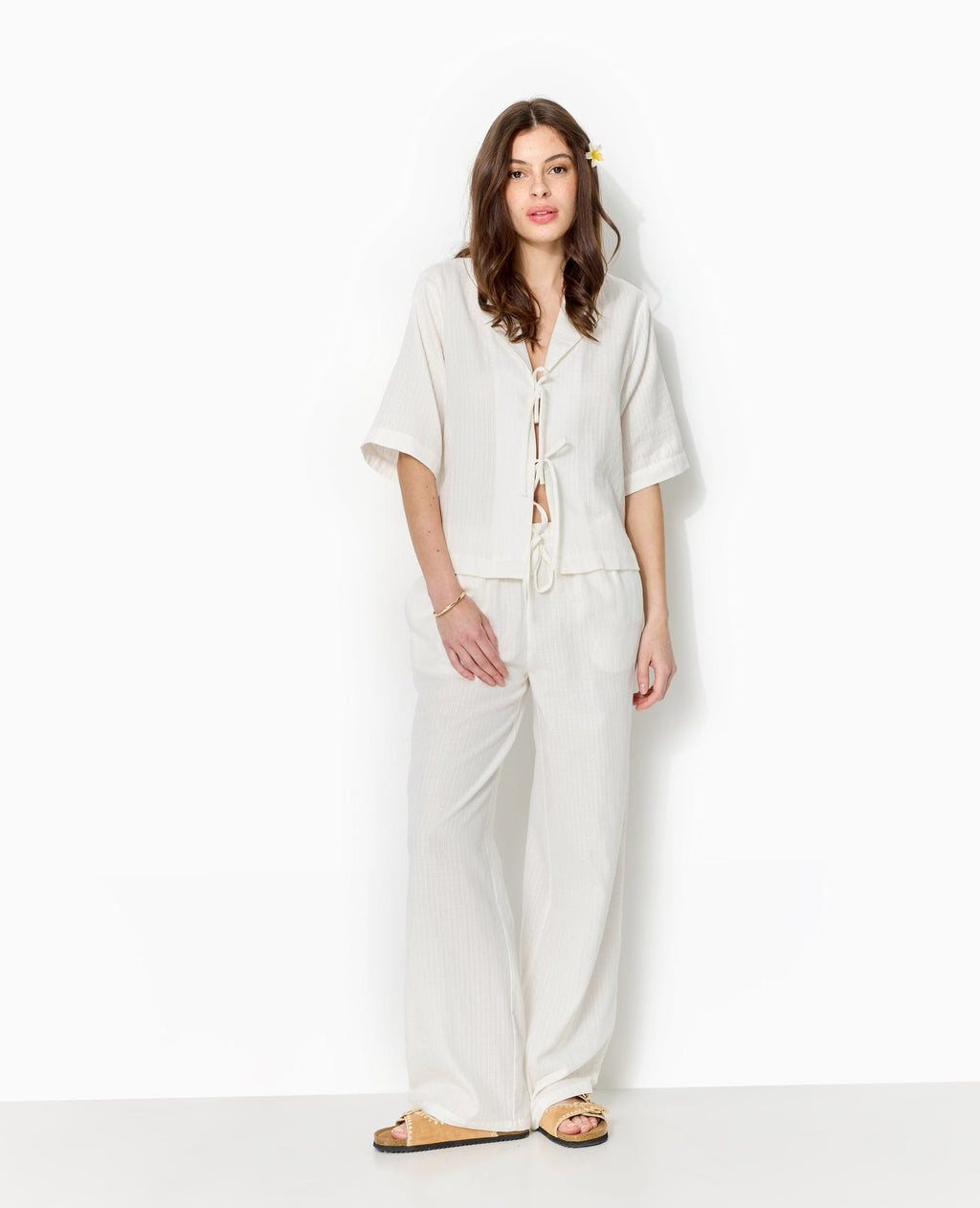 Pantalon droit en tissu effet quadrillé