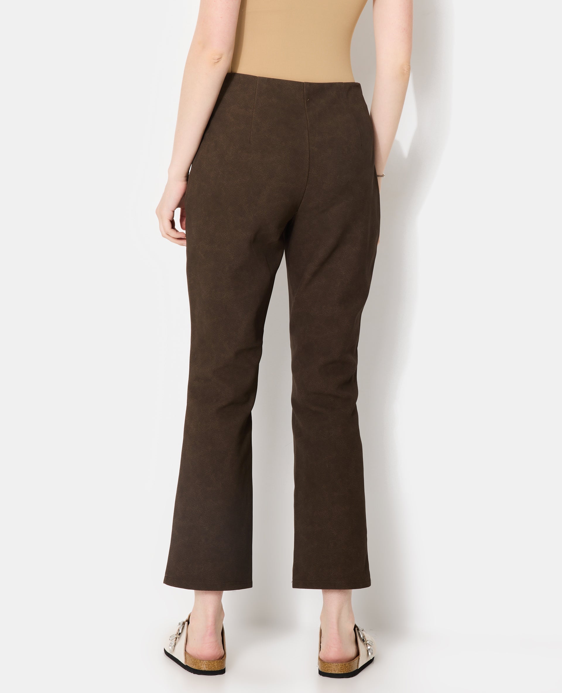 Pantalon 7/8ème en suédine