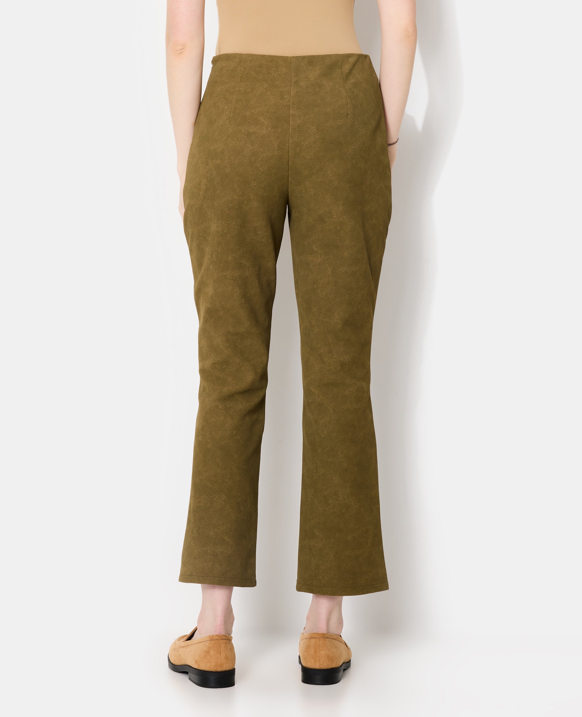 Pantalon 7/8ème en suédine